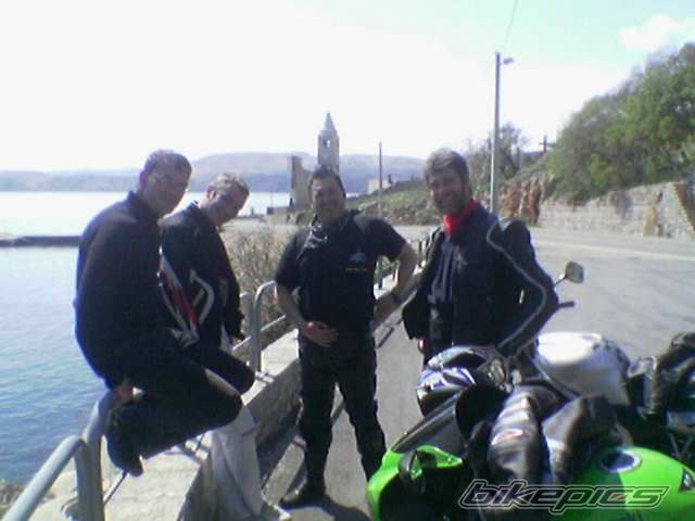 Photo 1244195
