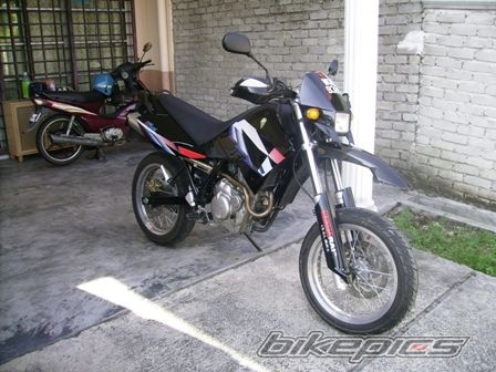 Photo 1244489