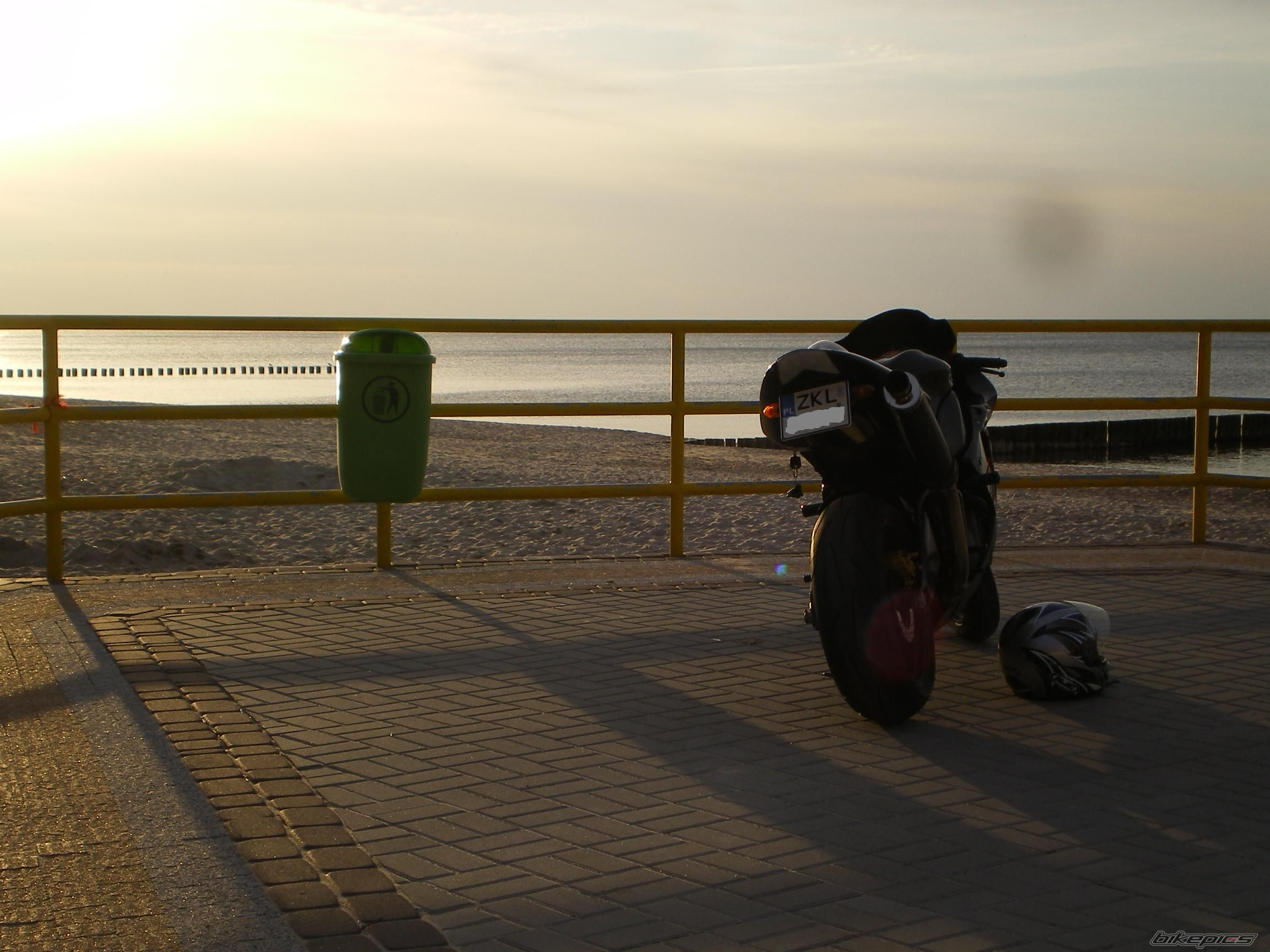Photo 1244736