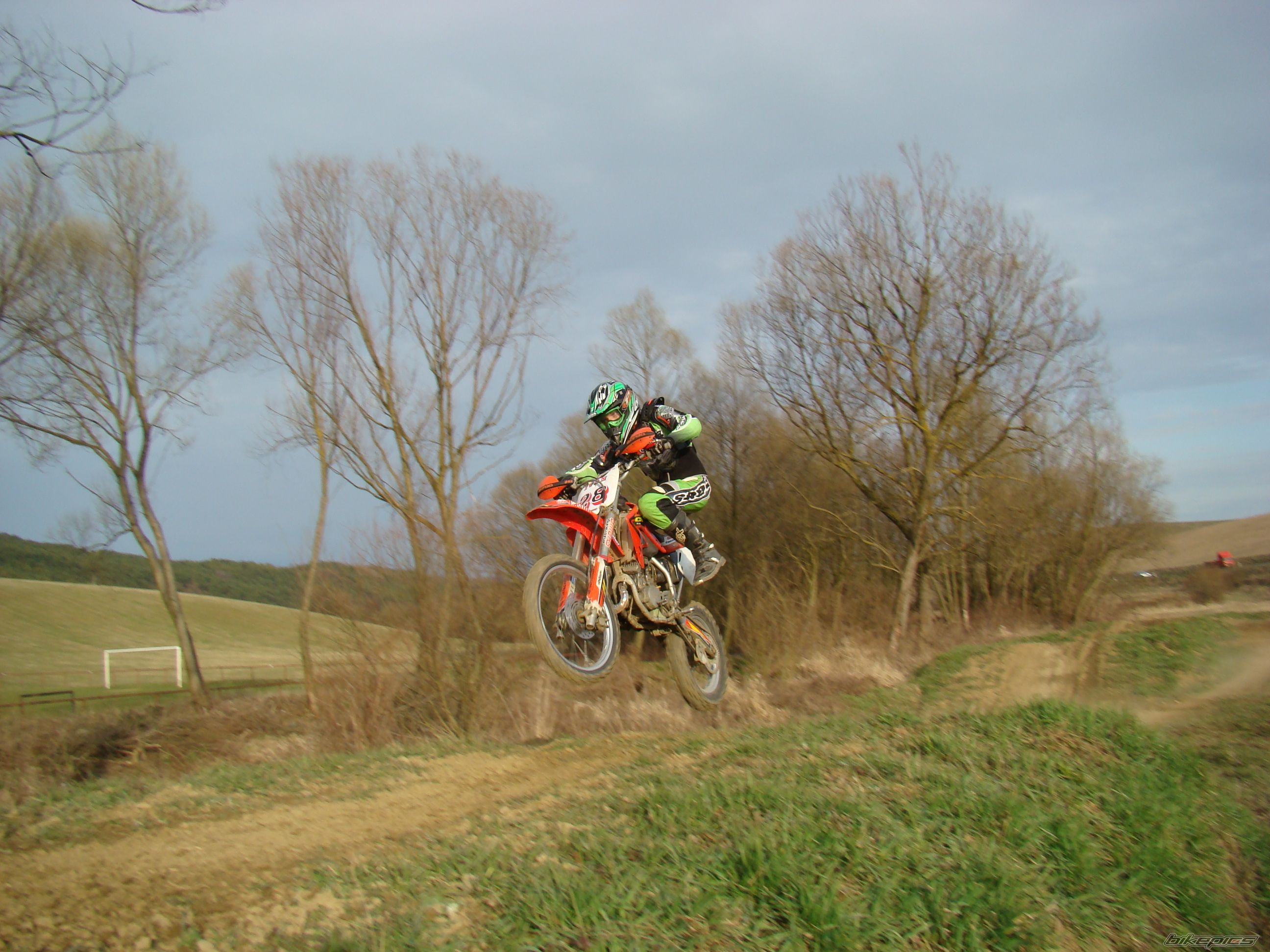 Photo 1244801