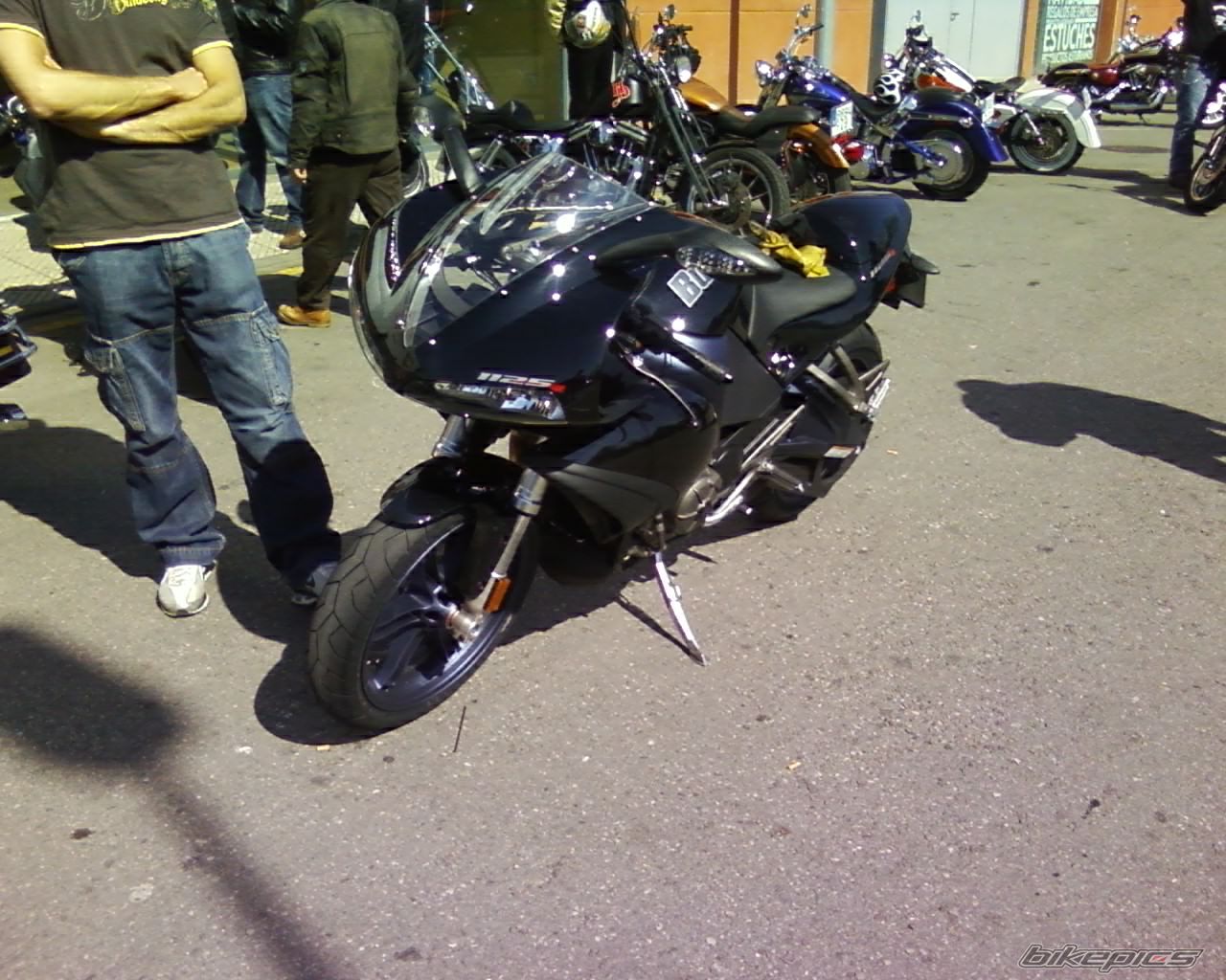 Photo 1244861