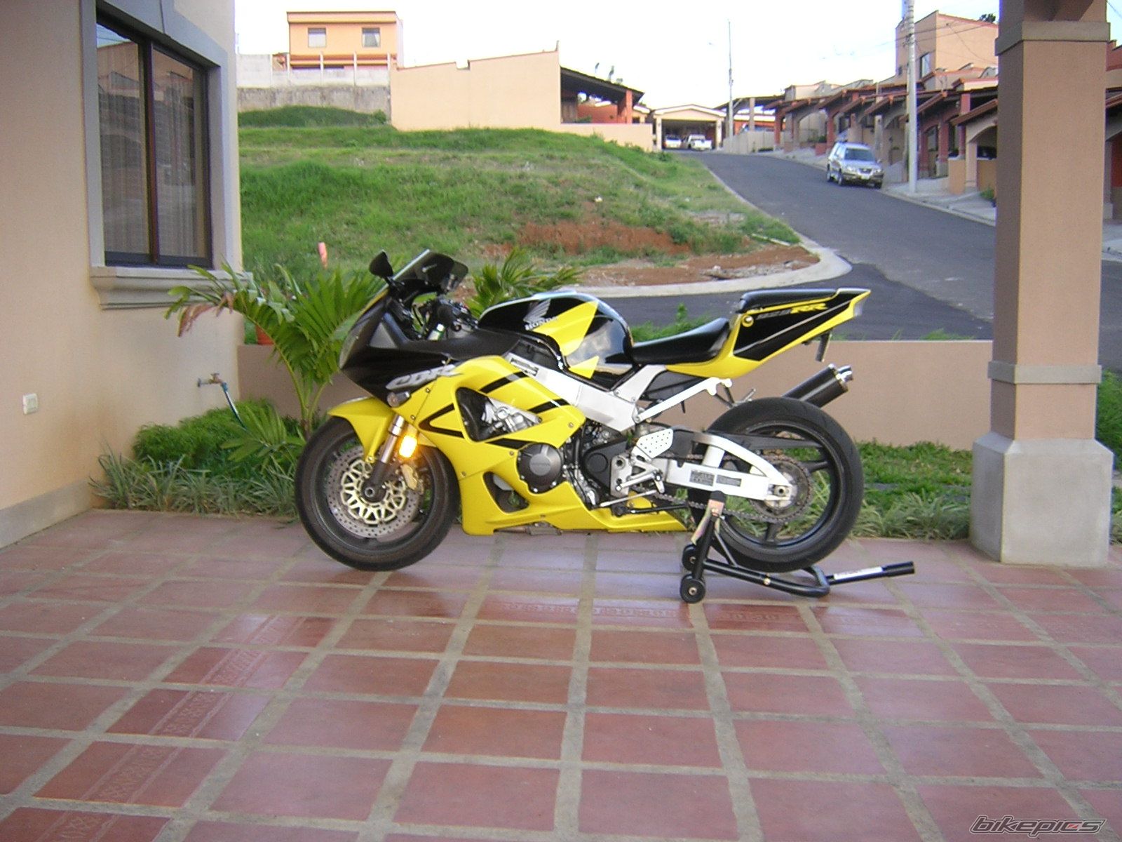 Photo 1244884