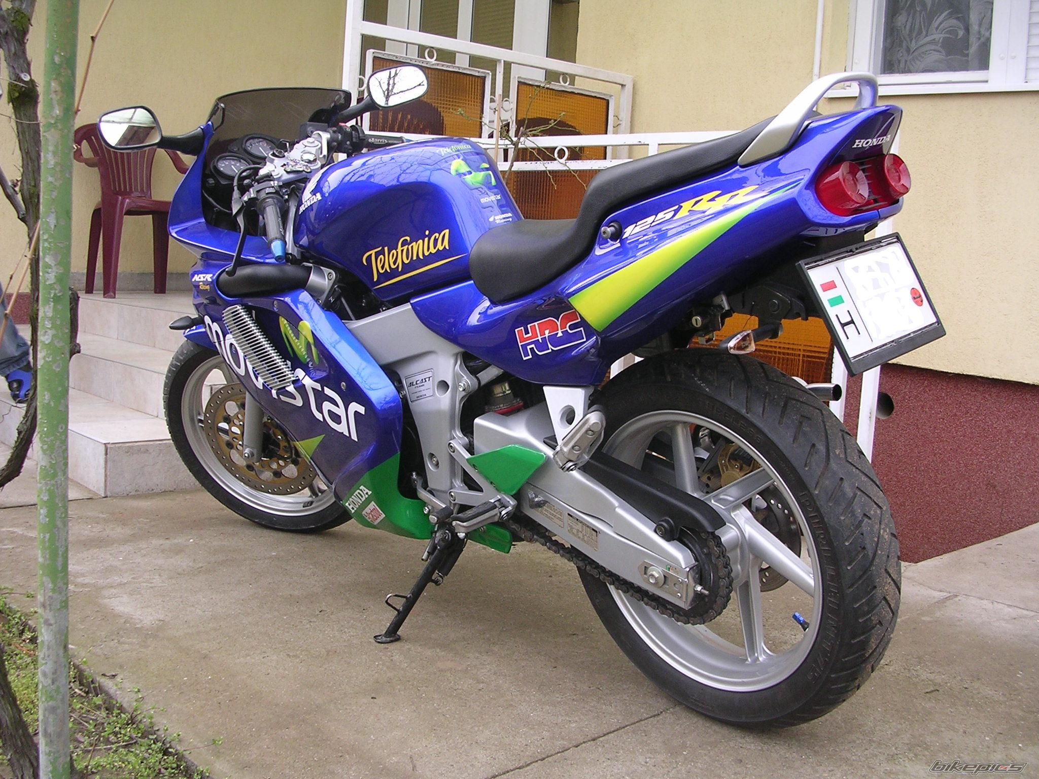 Photo 1244993