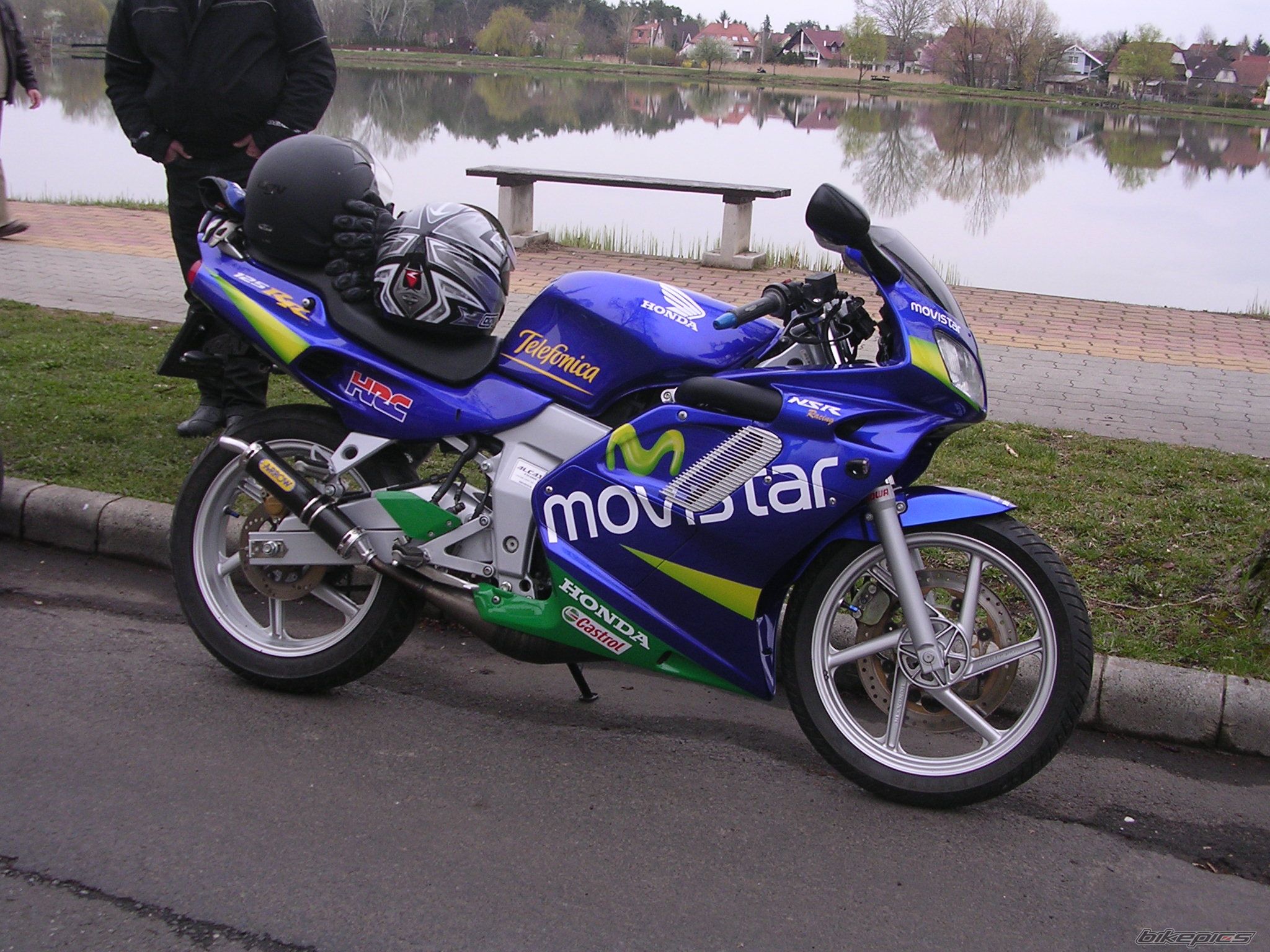 Photo 1244996