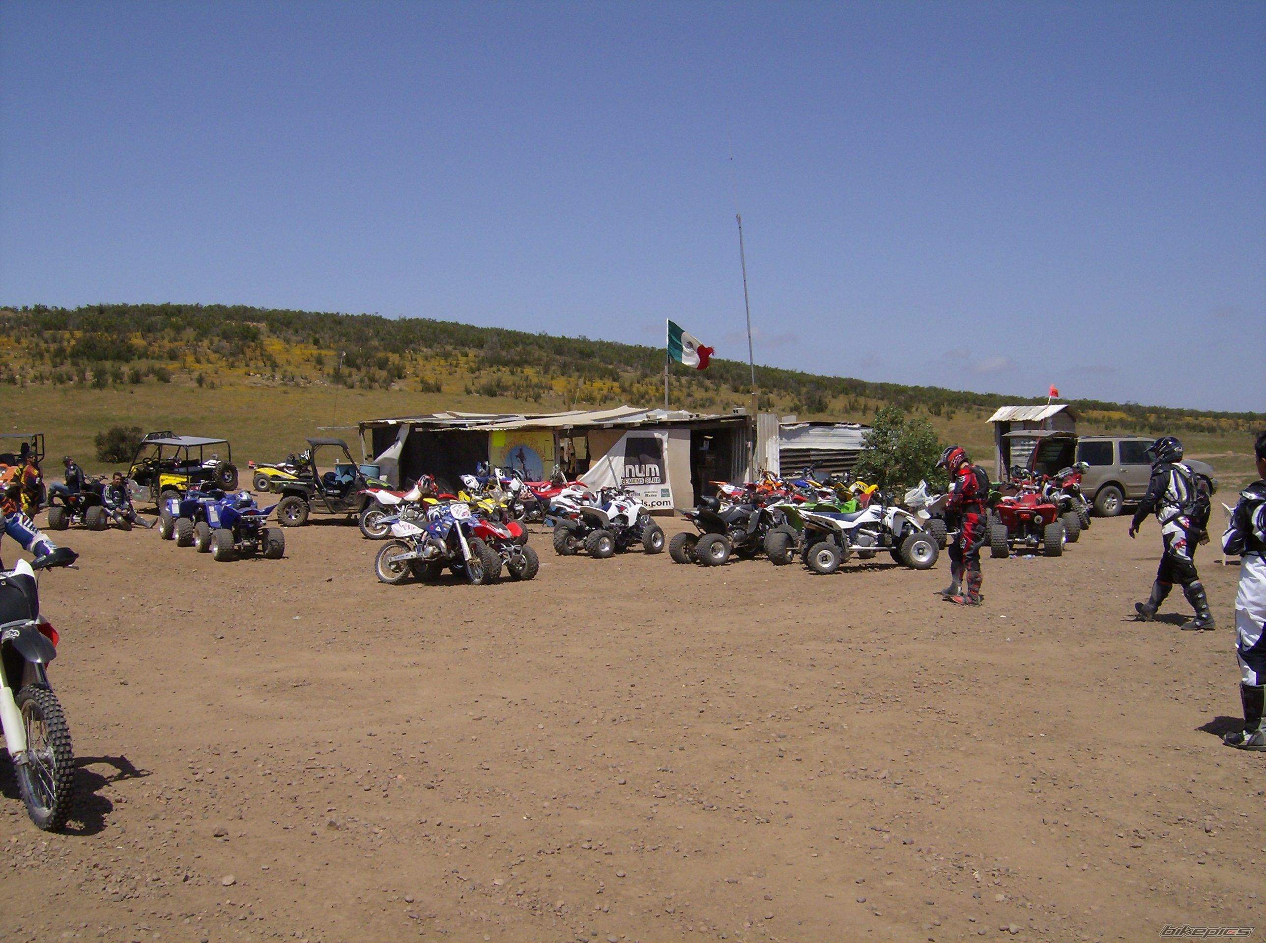 Photo 1245600