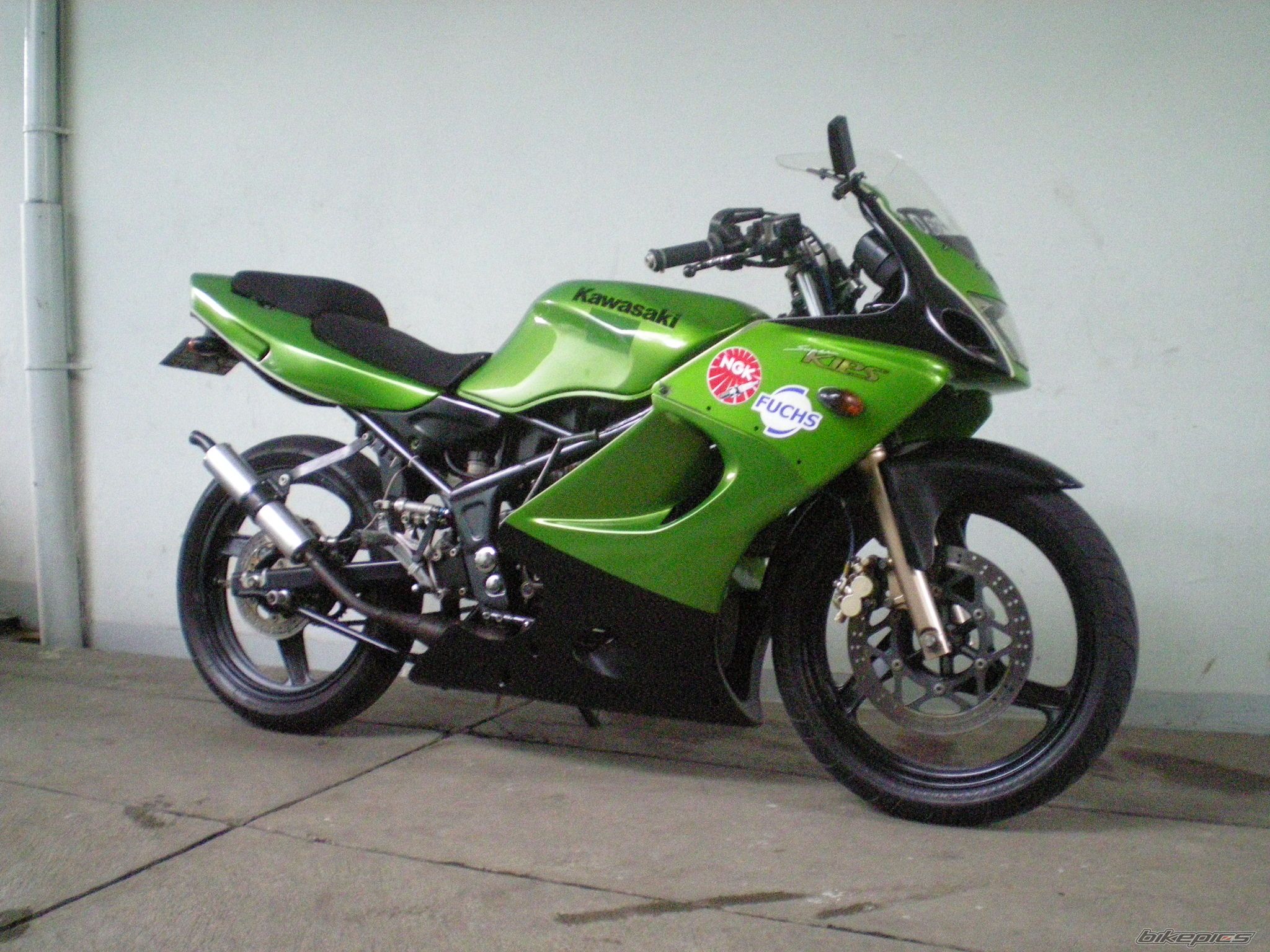 Photo 1245744