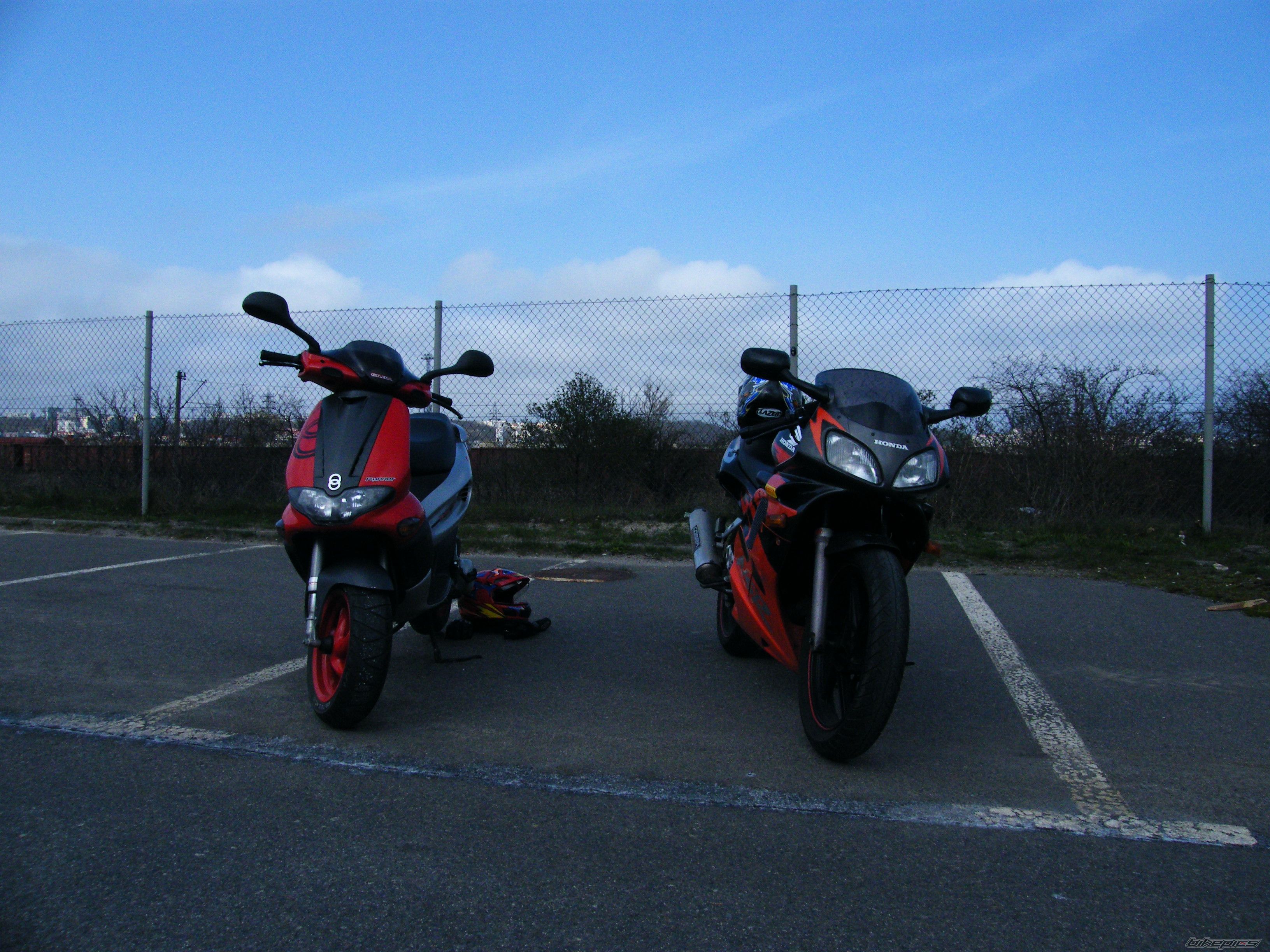Photo 1245945