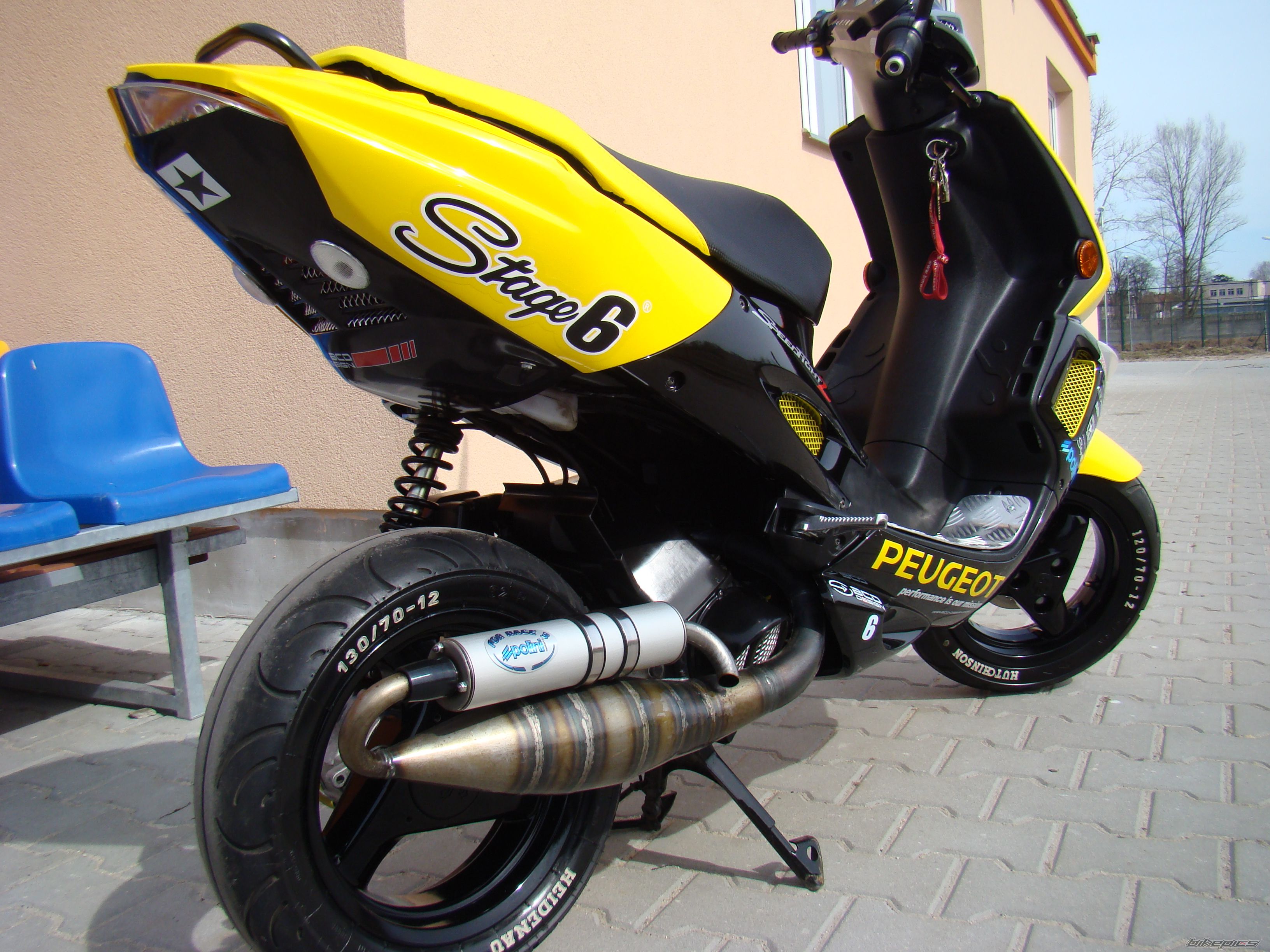 Photo 1246129