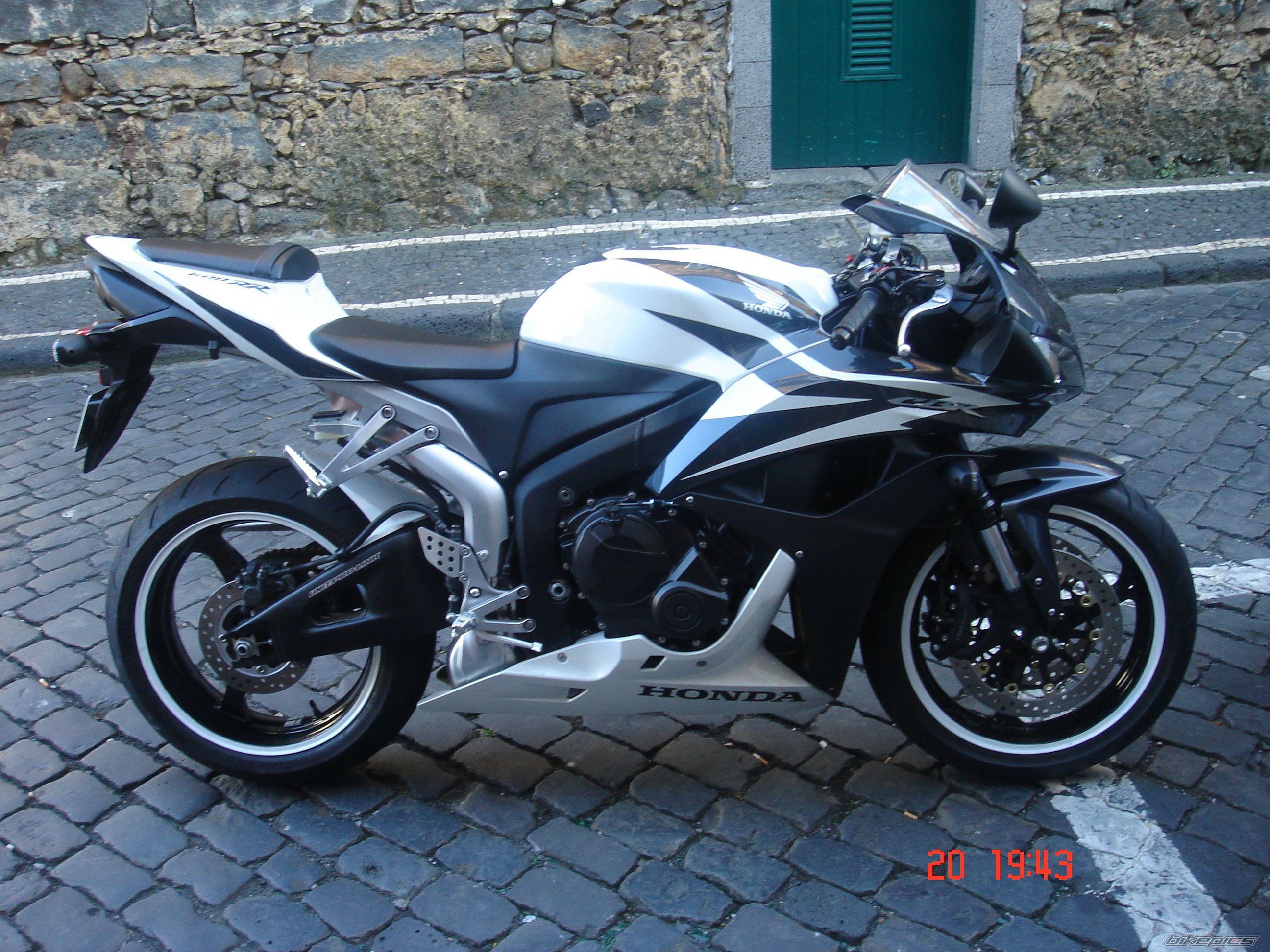 Photo 1249209