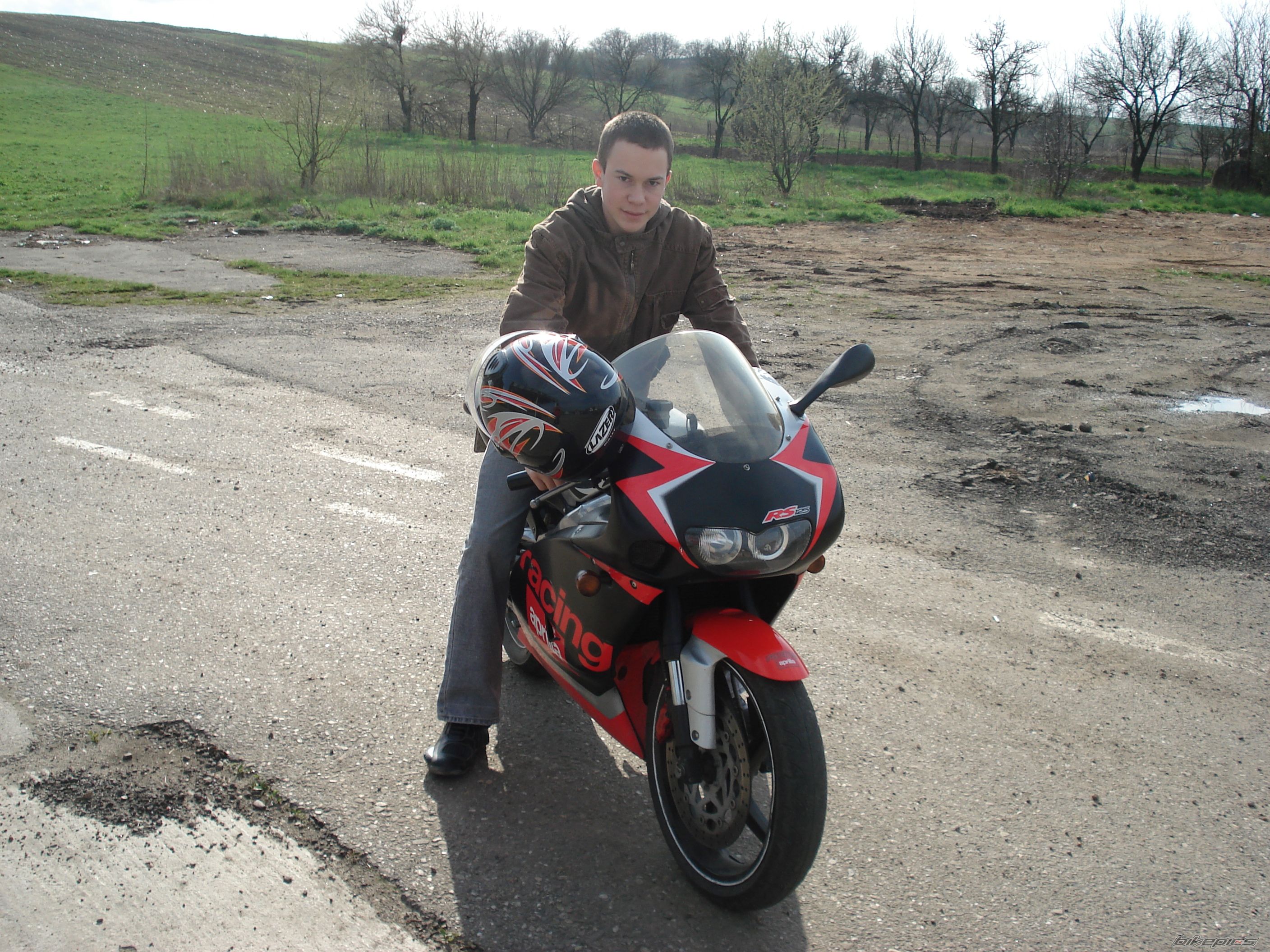 Bike Photo 1249980