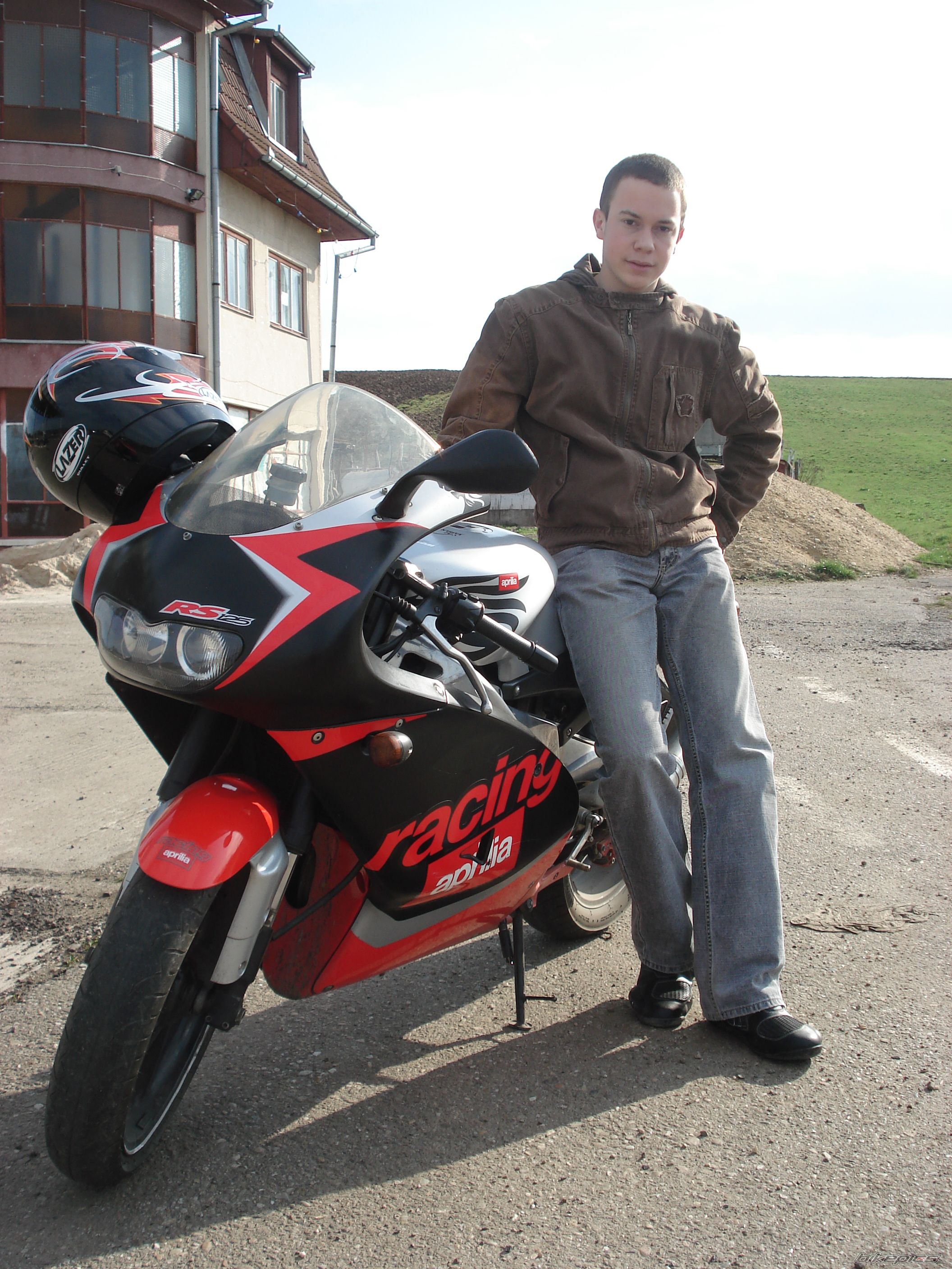 Bike Photo 1249985