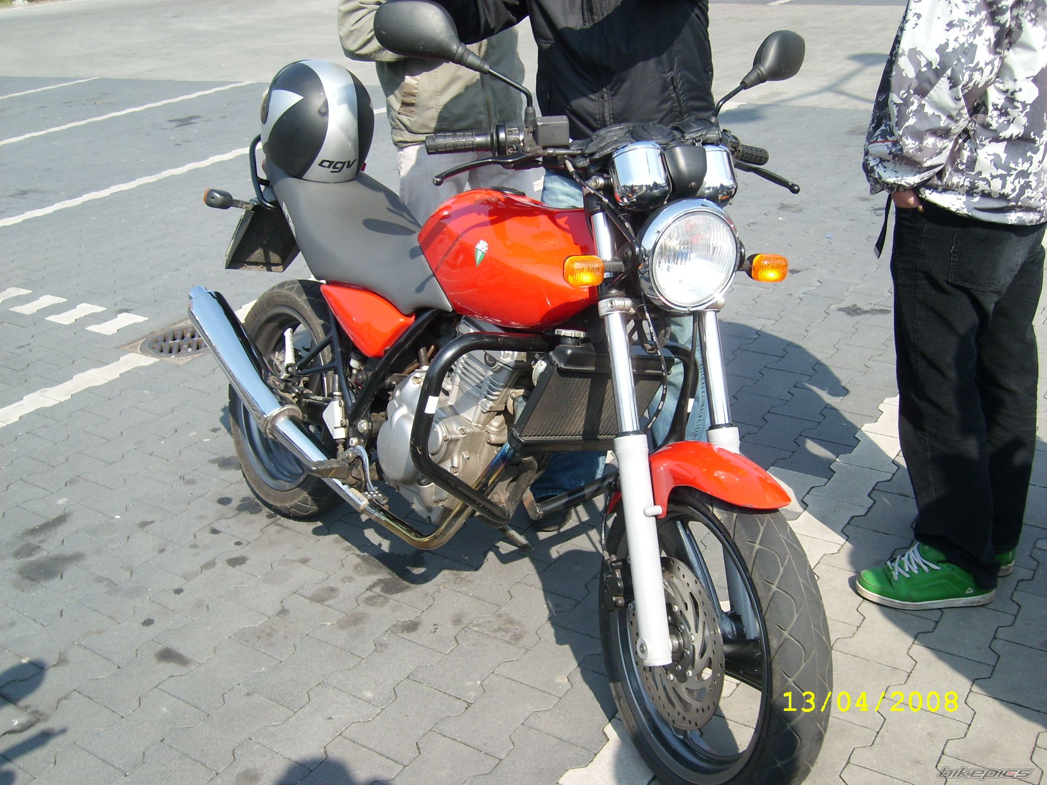 Photo 1251936