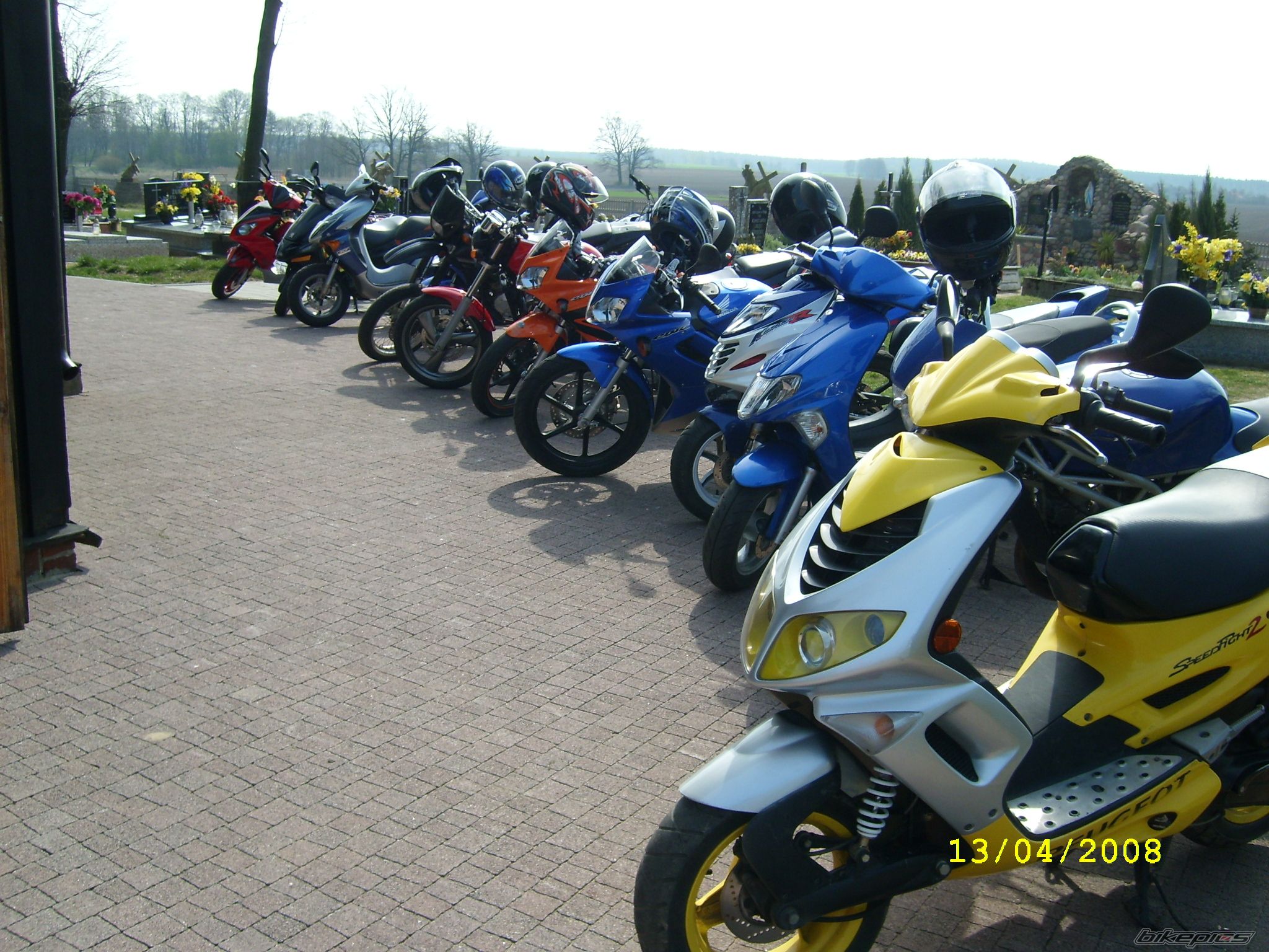 Photo 1251960
