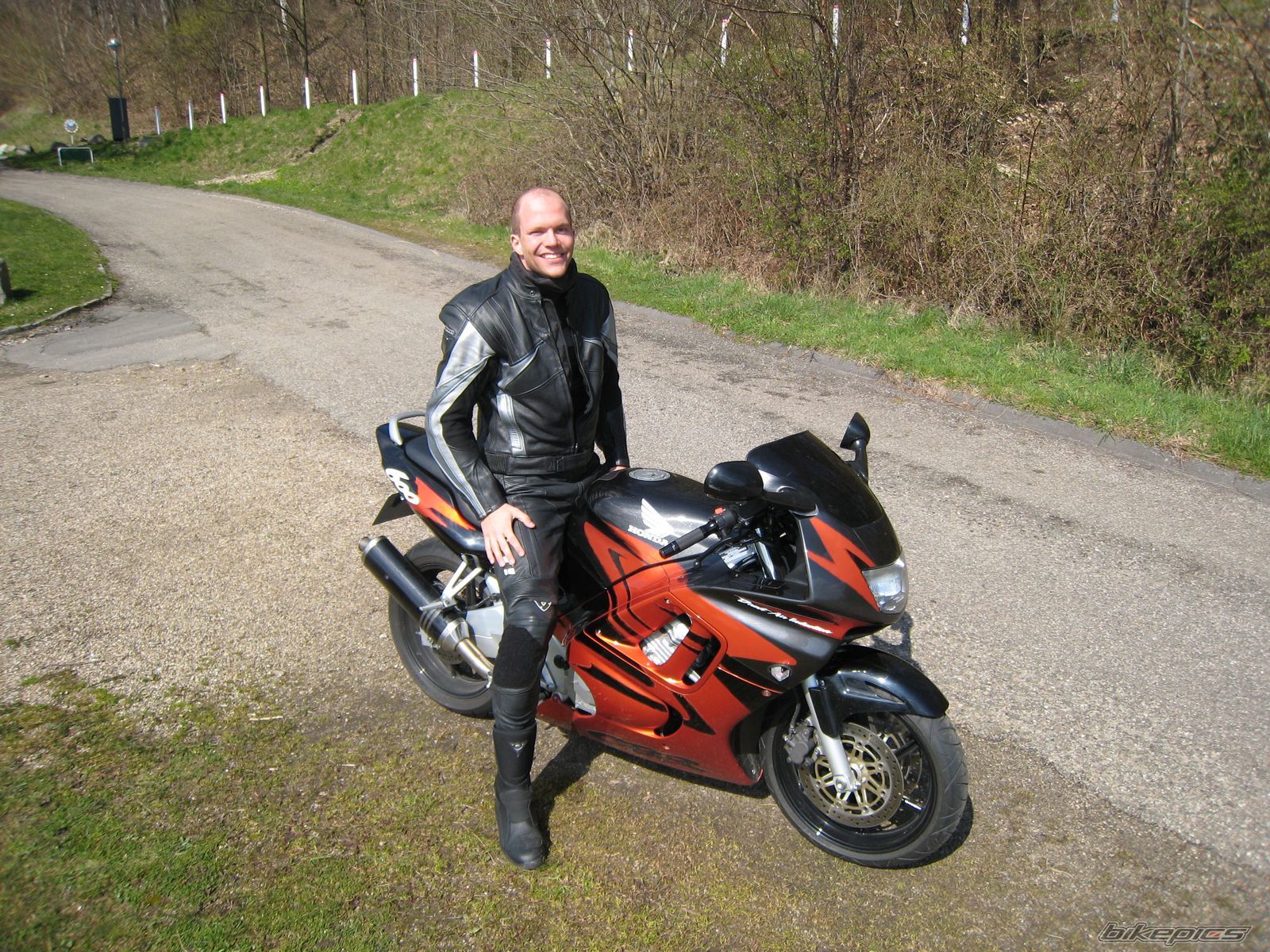 Photo 1252984
