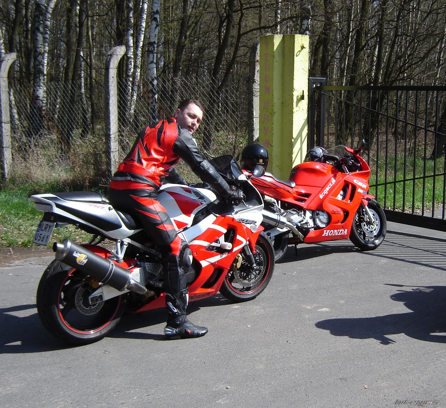 Photo 1253137