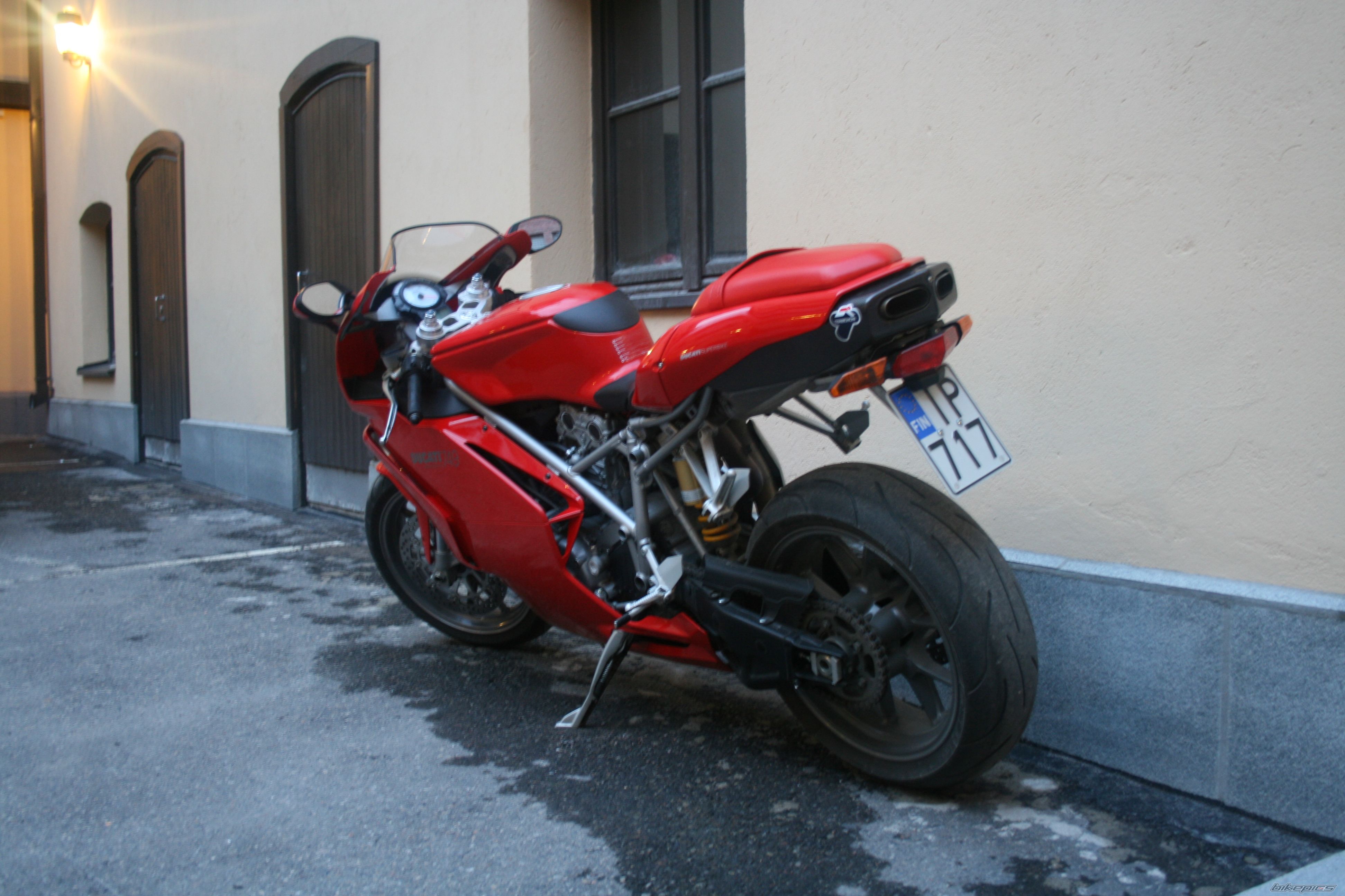 Photo 1253601