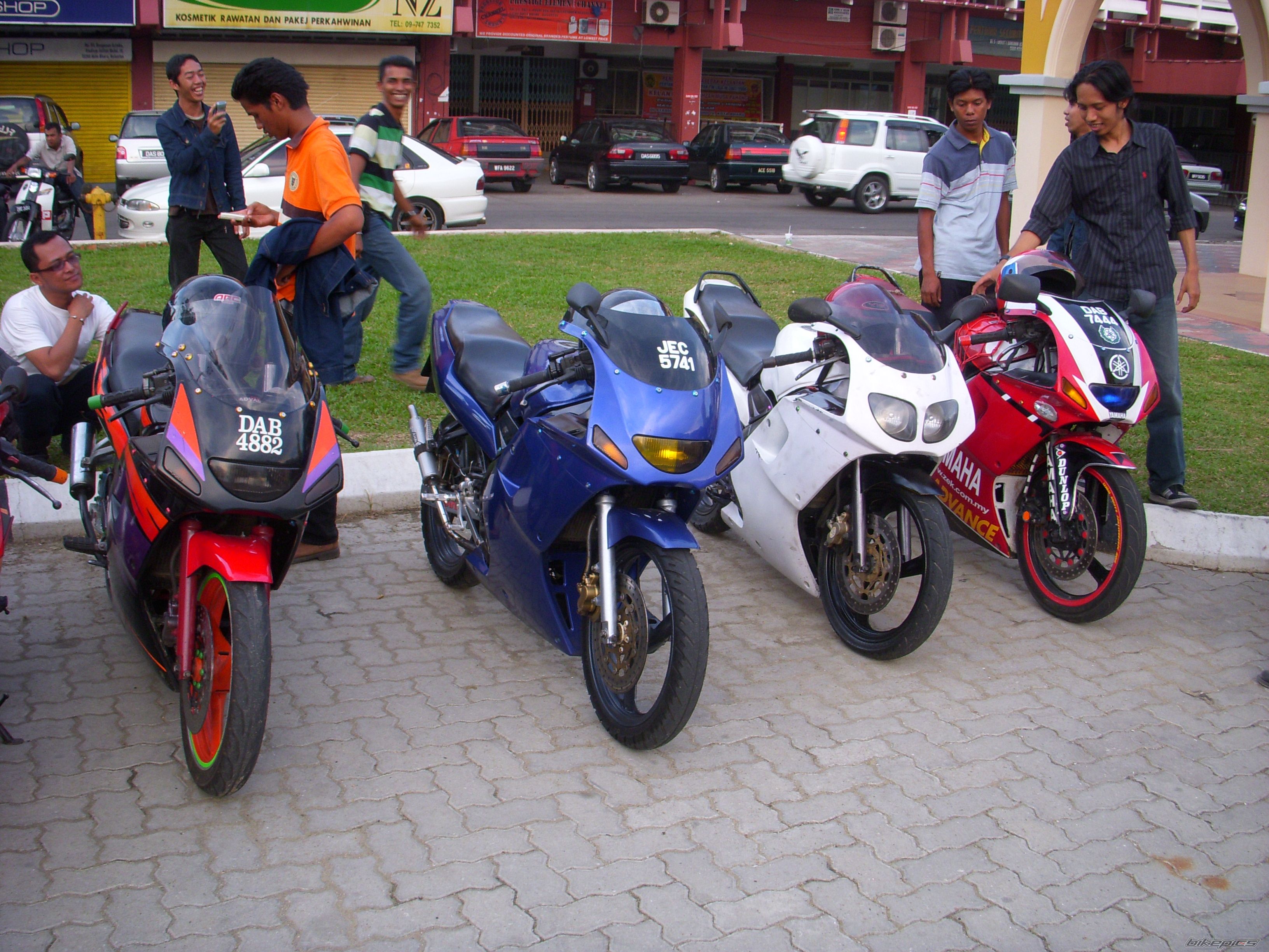 Photo 1254241