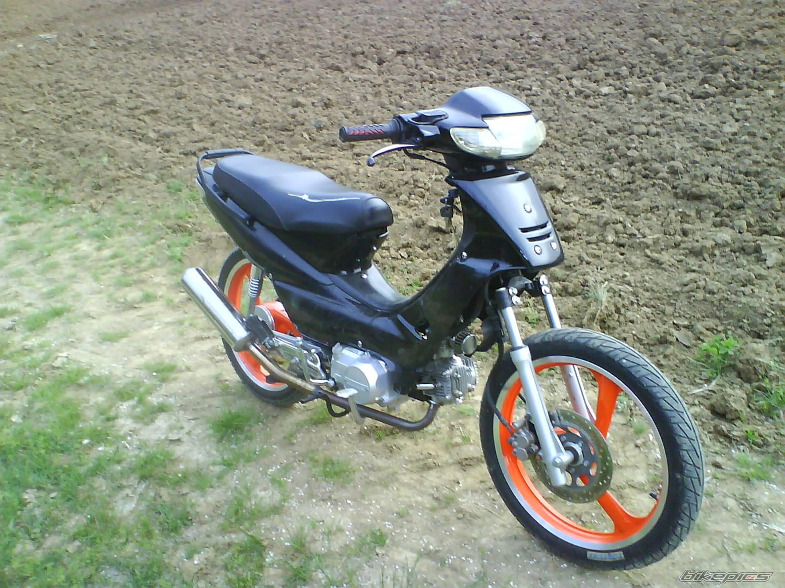 Photo 1255700