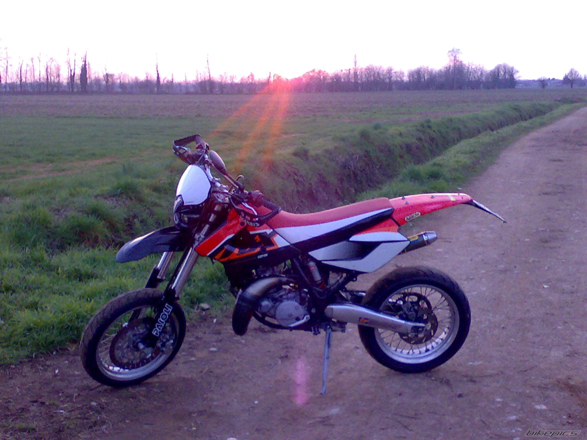 Photo 1256396