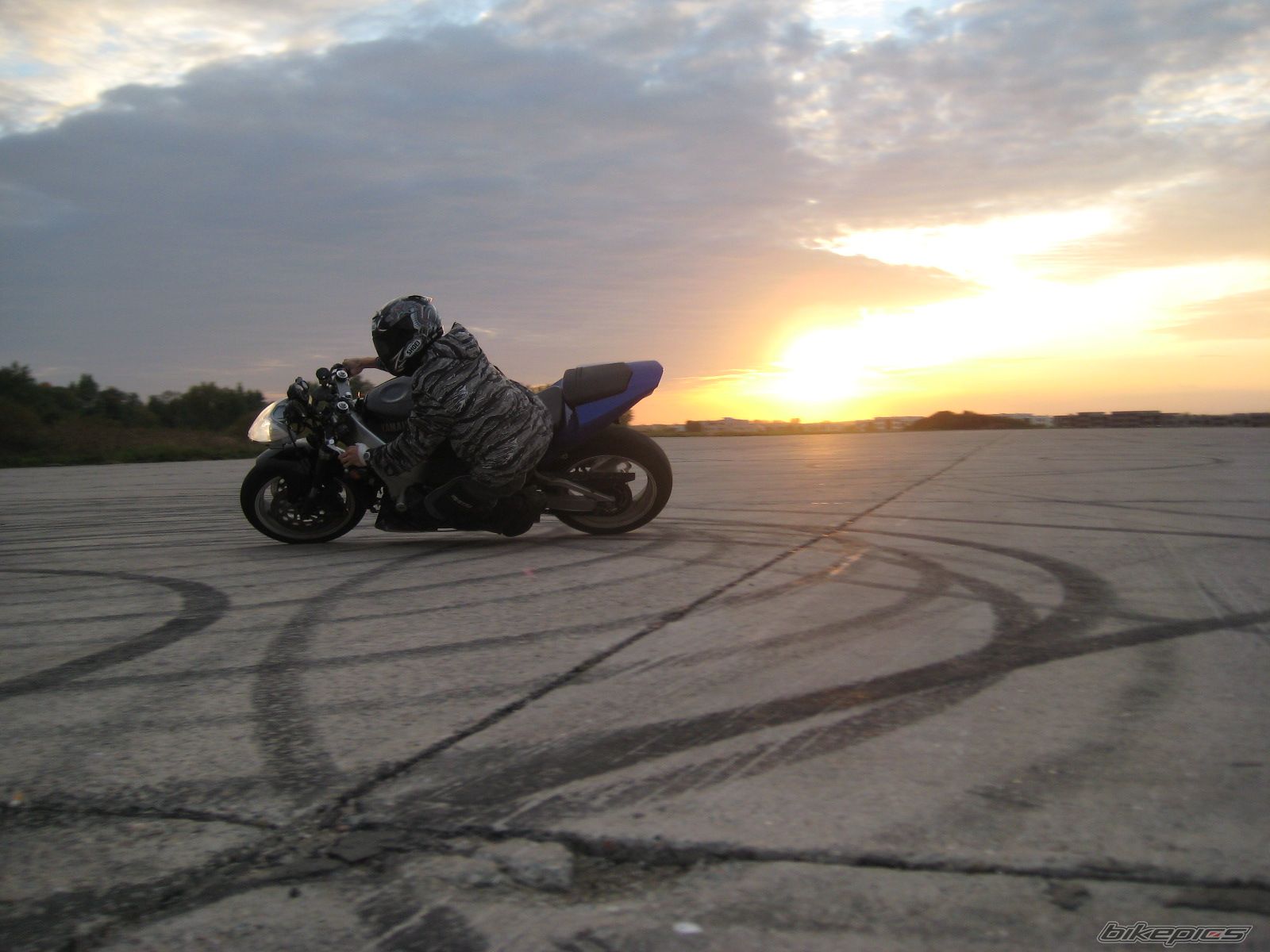 Photo 1257138