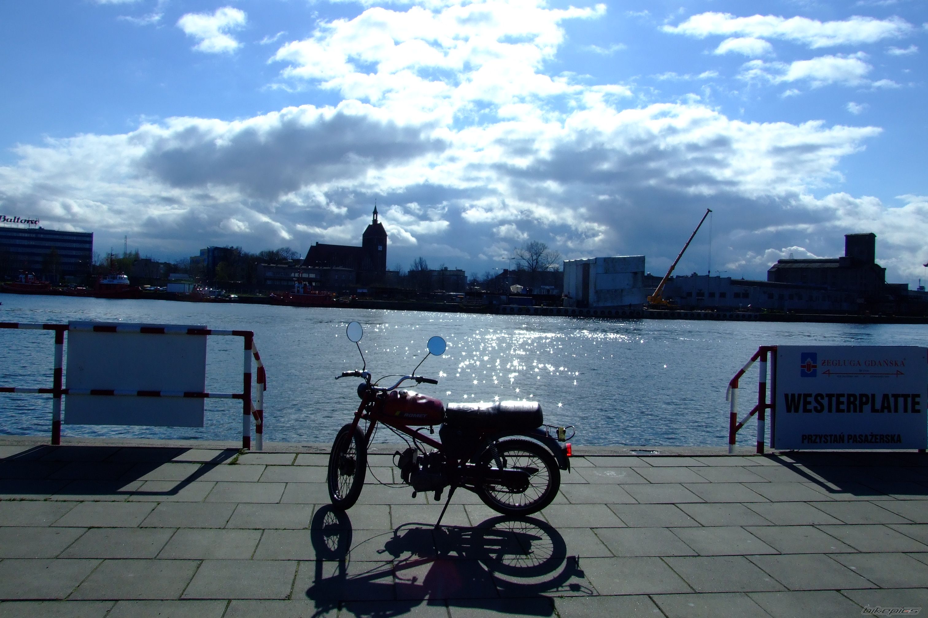 Photo 1257339