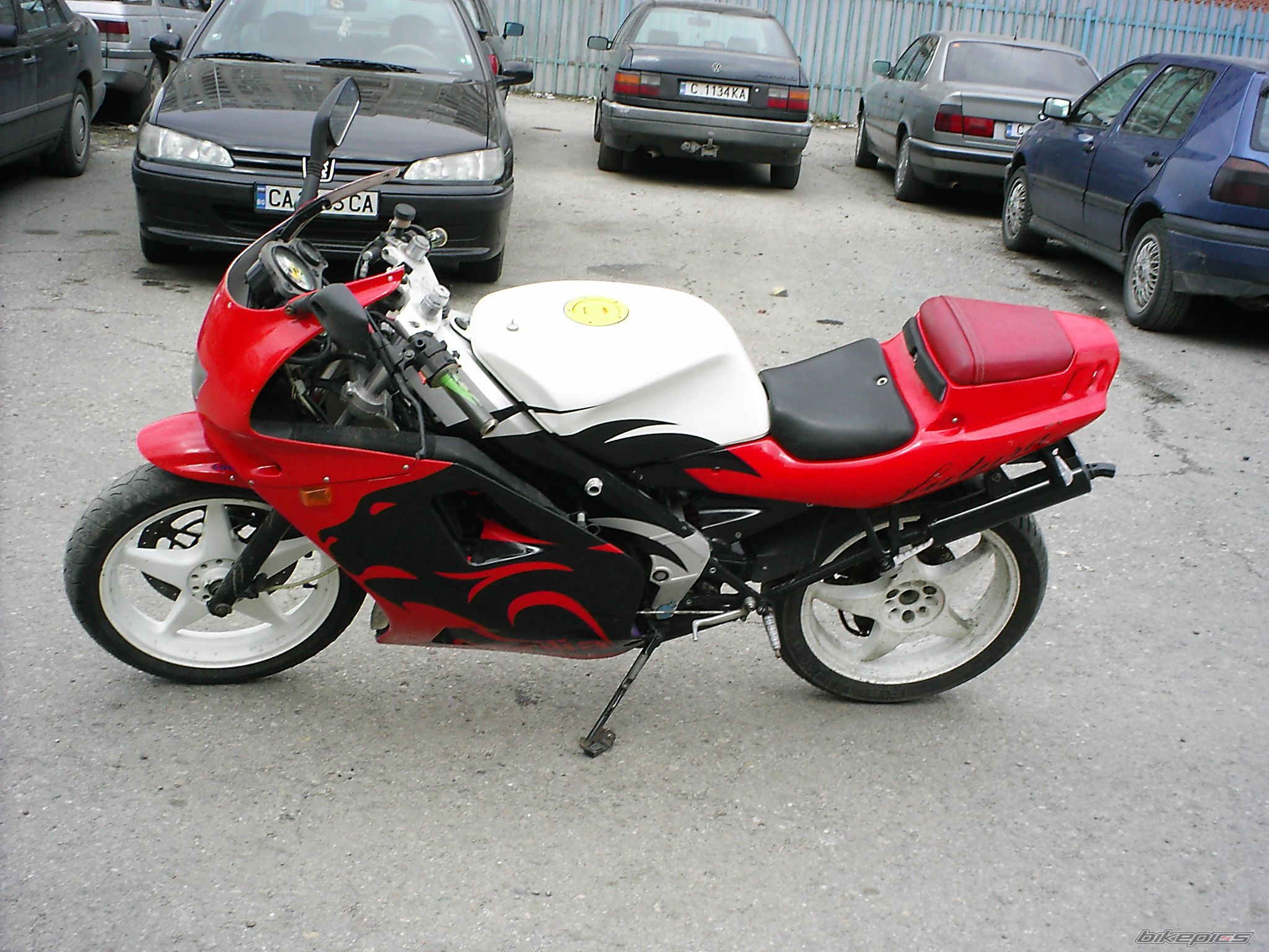 Photo 1257424