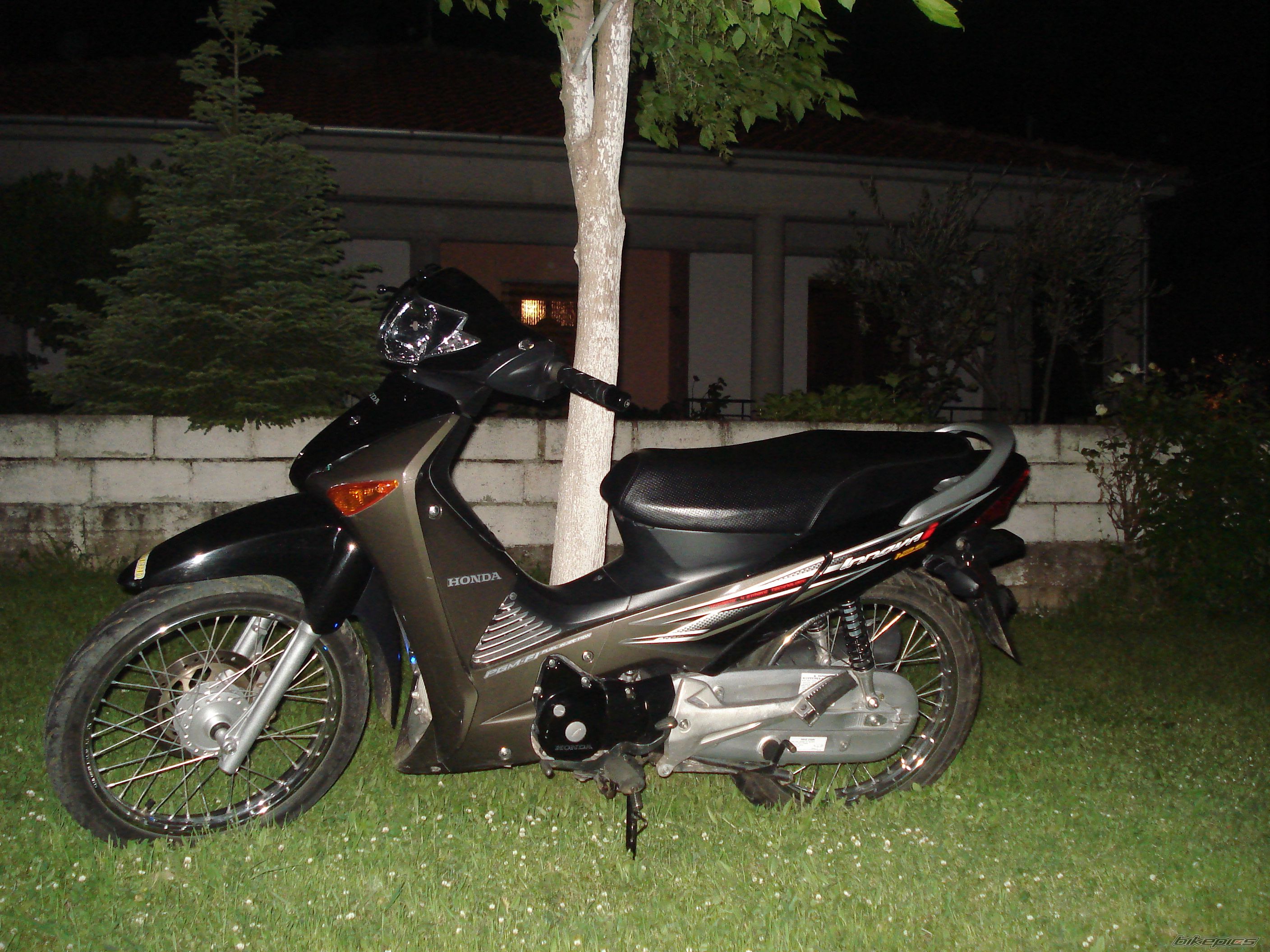 Photo 1257609