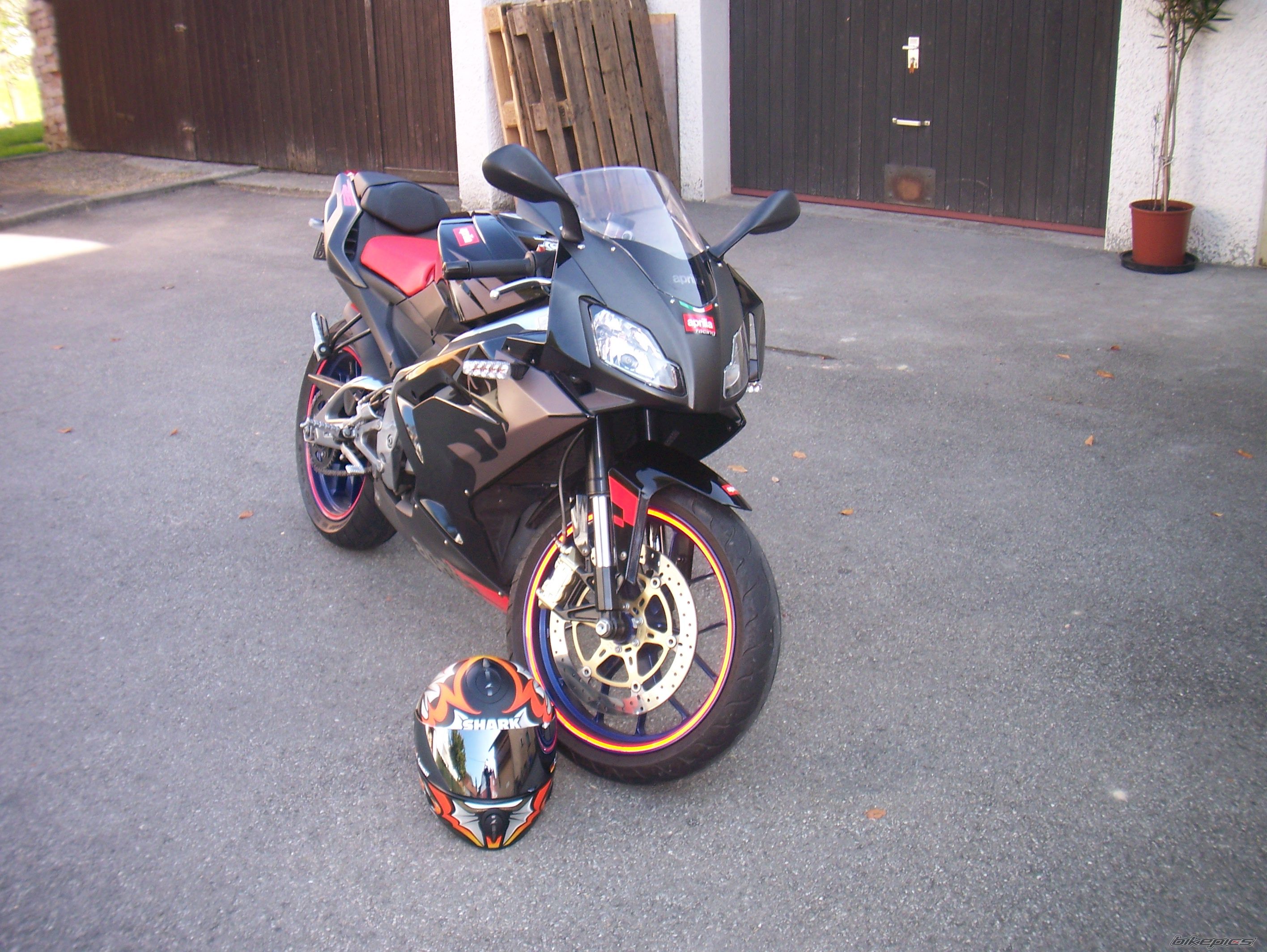 Photo 1258465