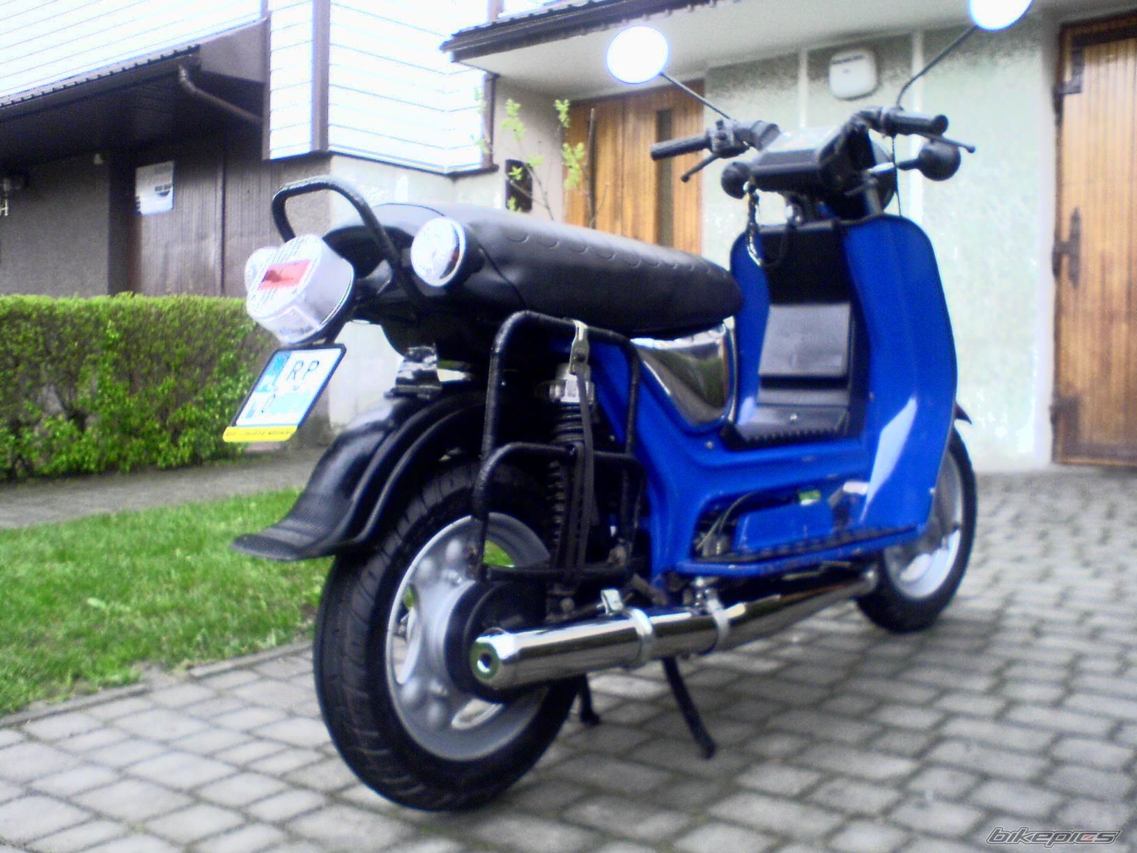 Photo 1258695