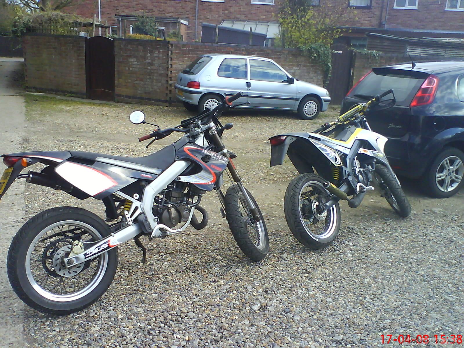 Photo 1260839