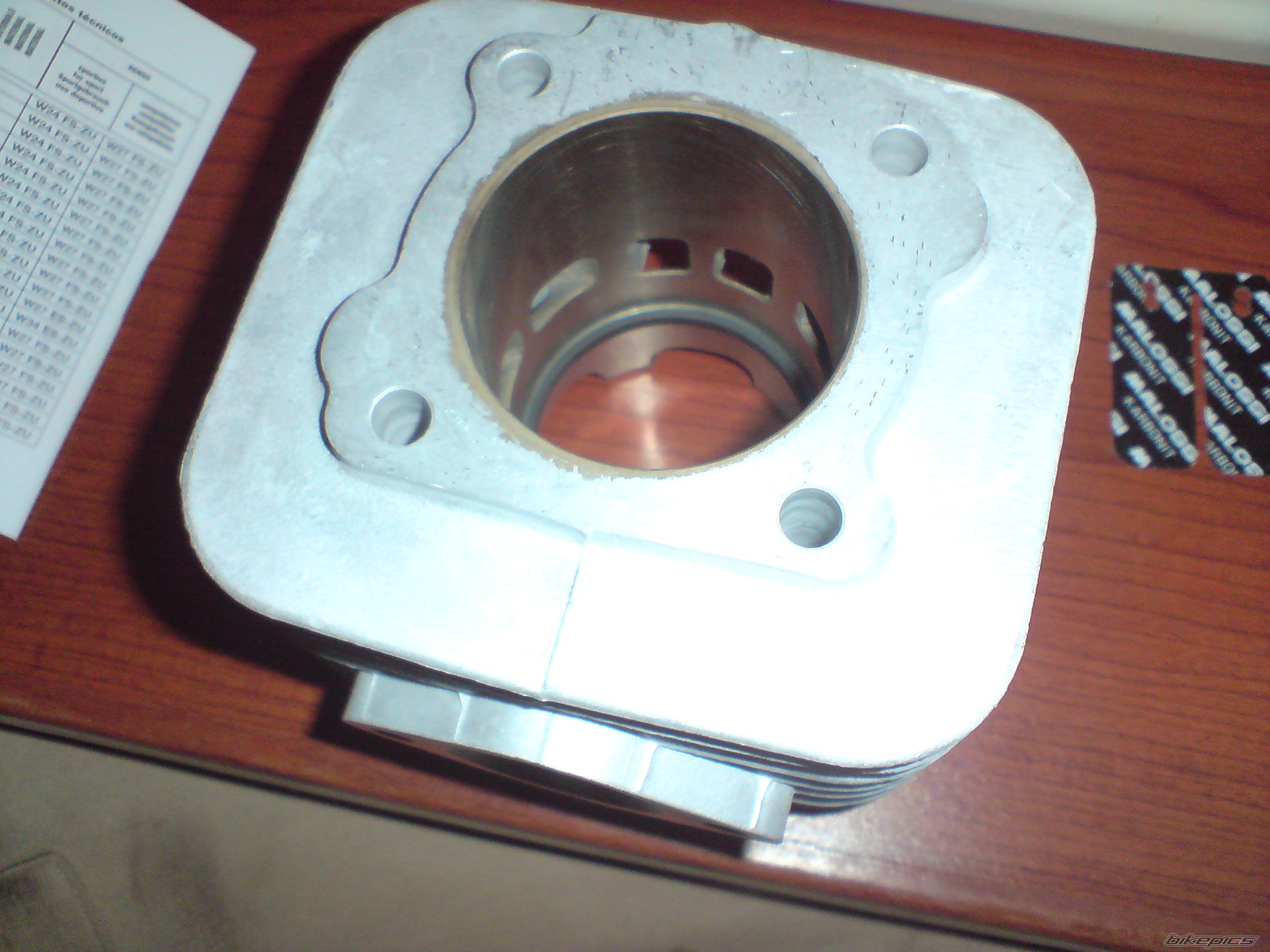 Photo 1263458