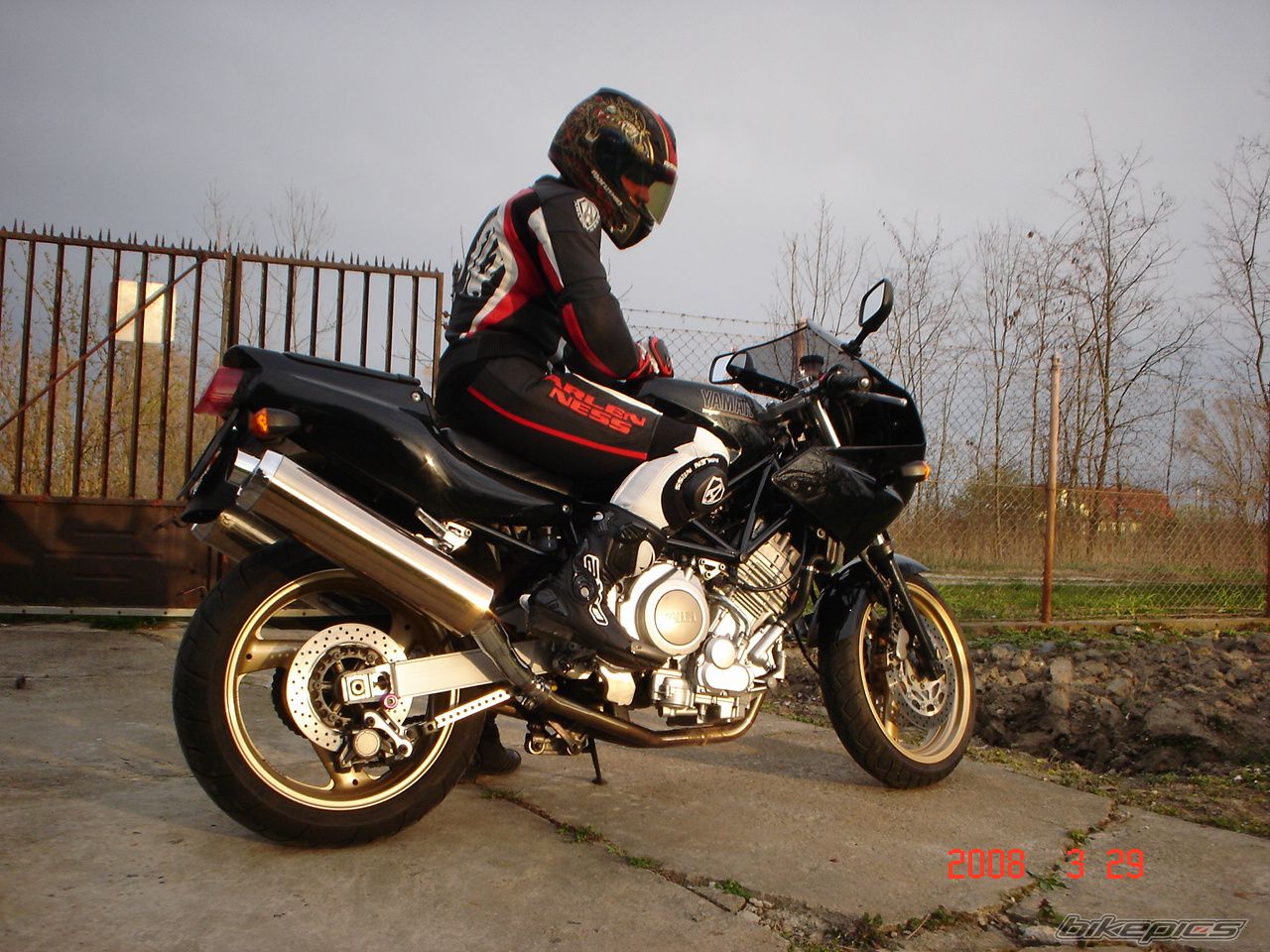 Photo 1263681
