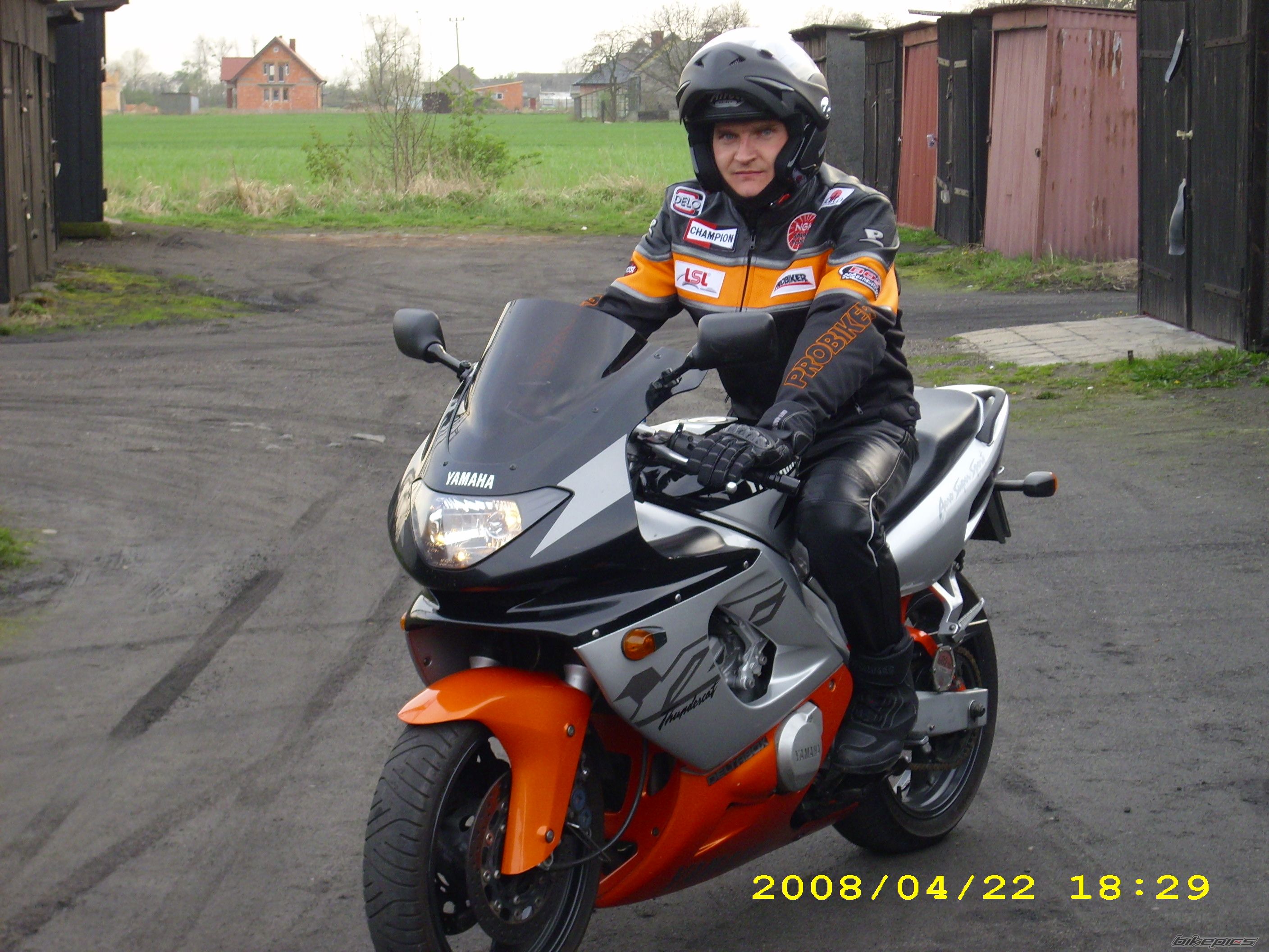 Photo 1264021