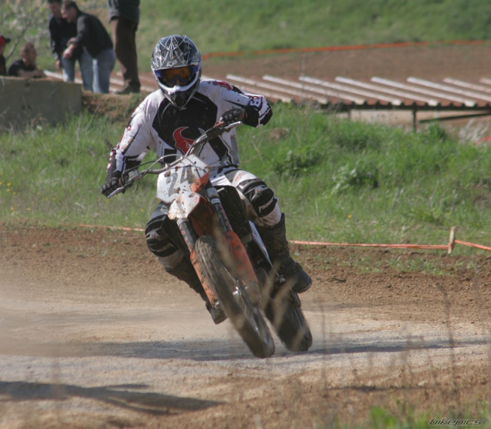 Photo 1264145