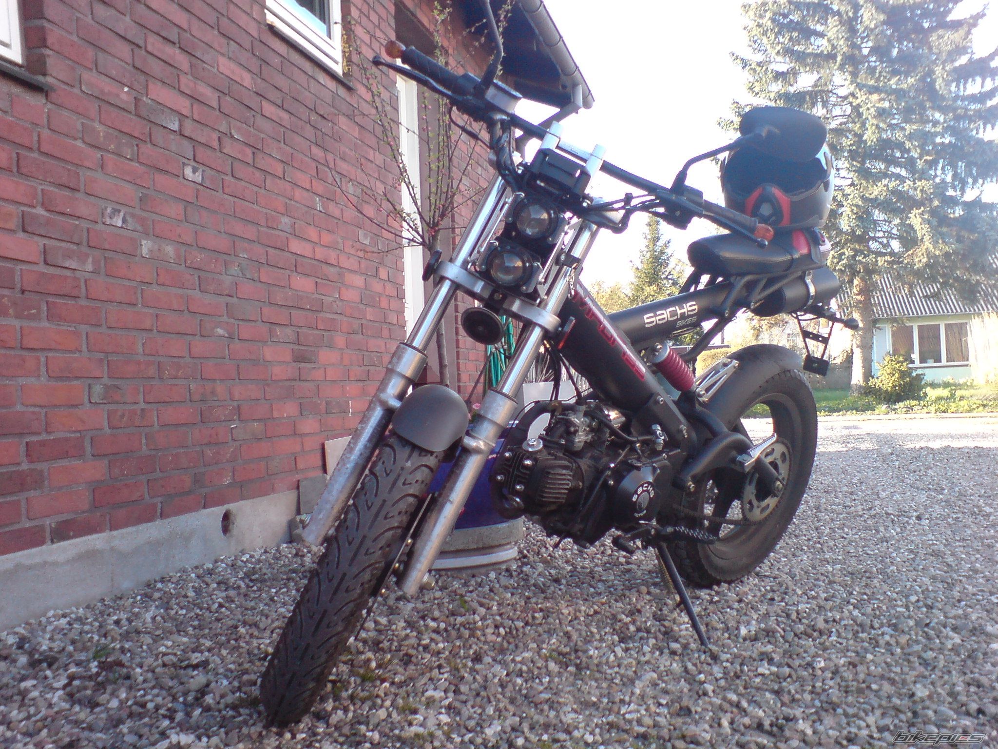 Photo 1265889