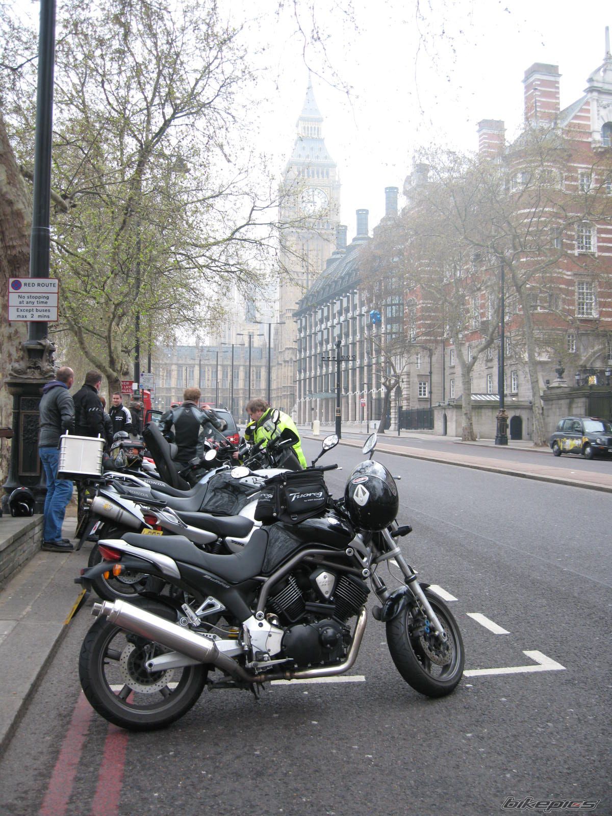 Photo 1266033
