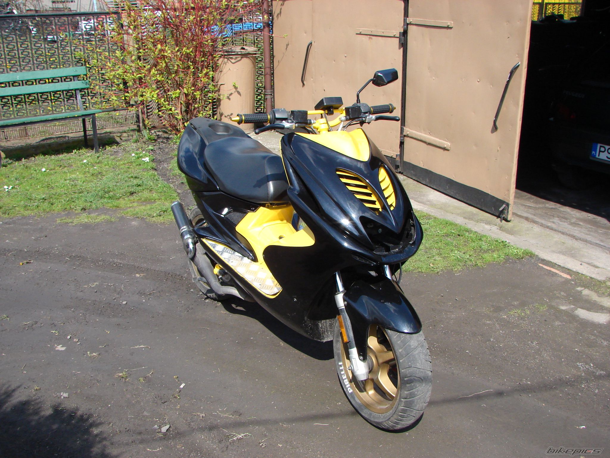 Photo 1266899