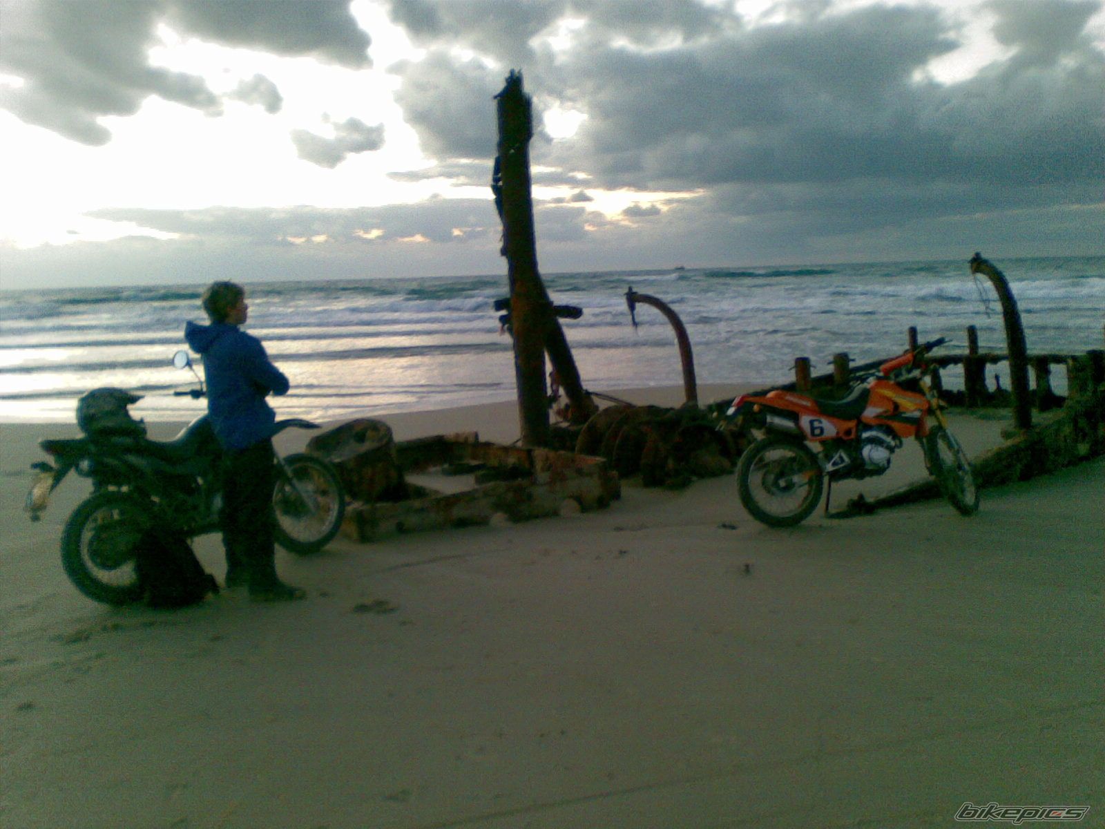 Photo 1268104