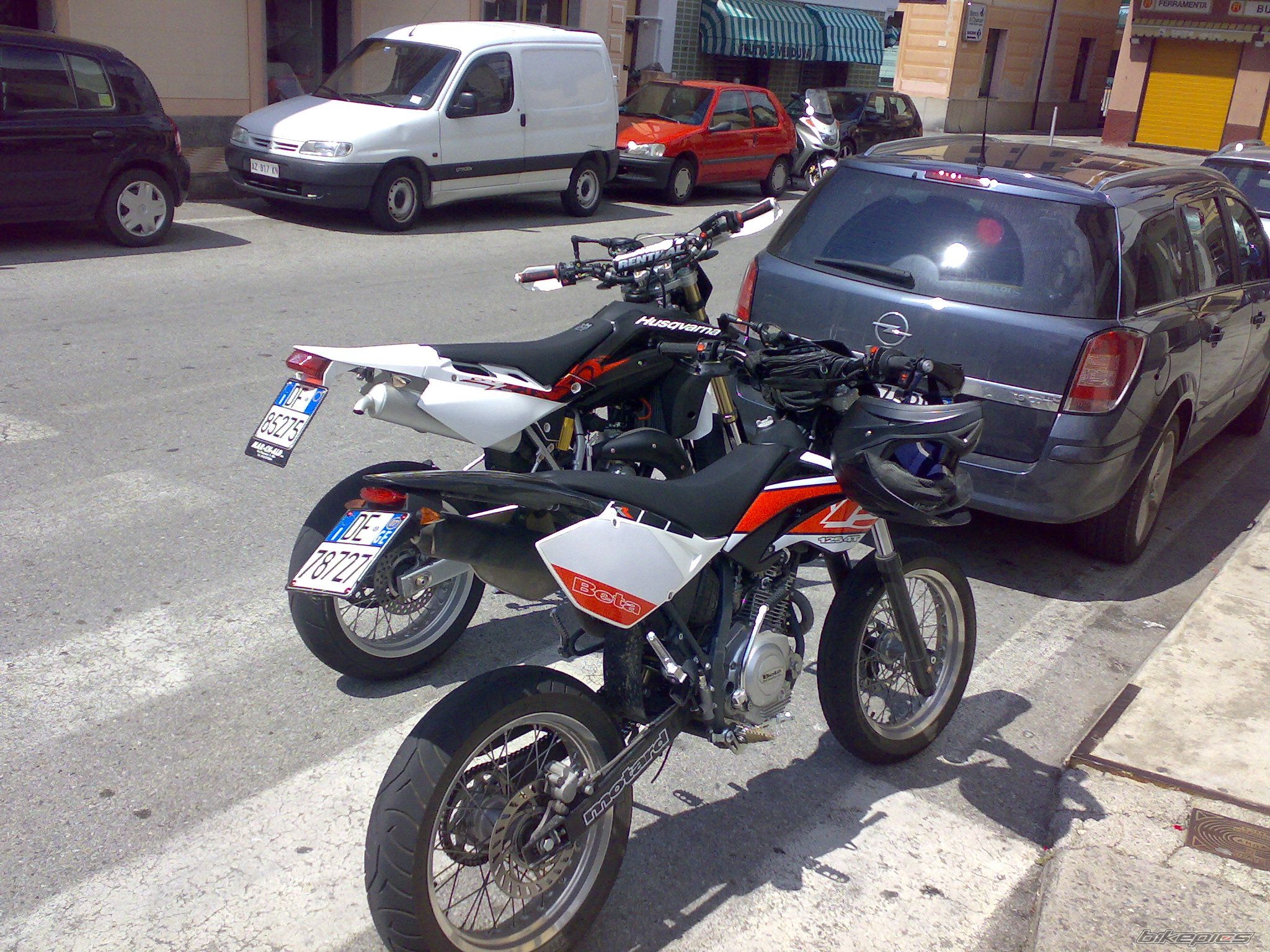 Photo 1268347
