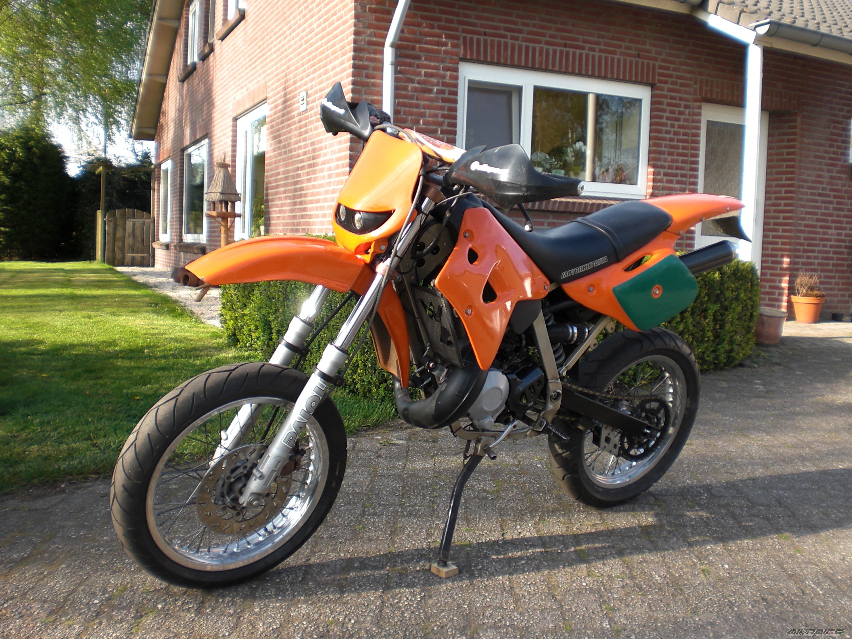 Photo 1268529