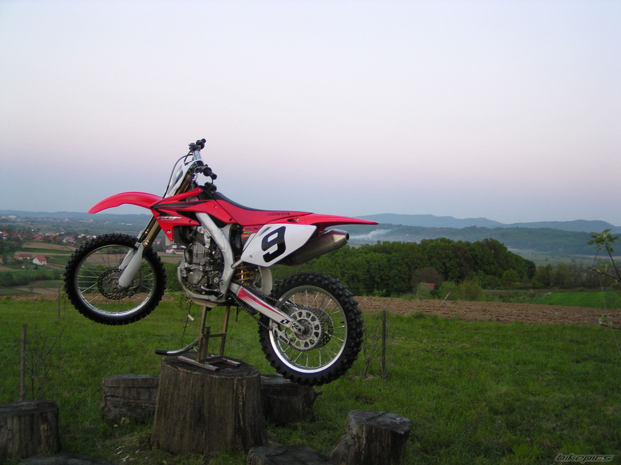 Photo 1268761