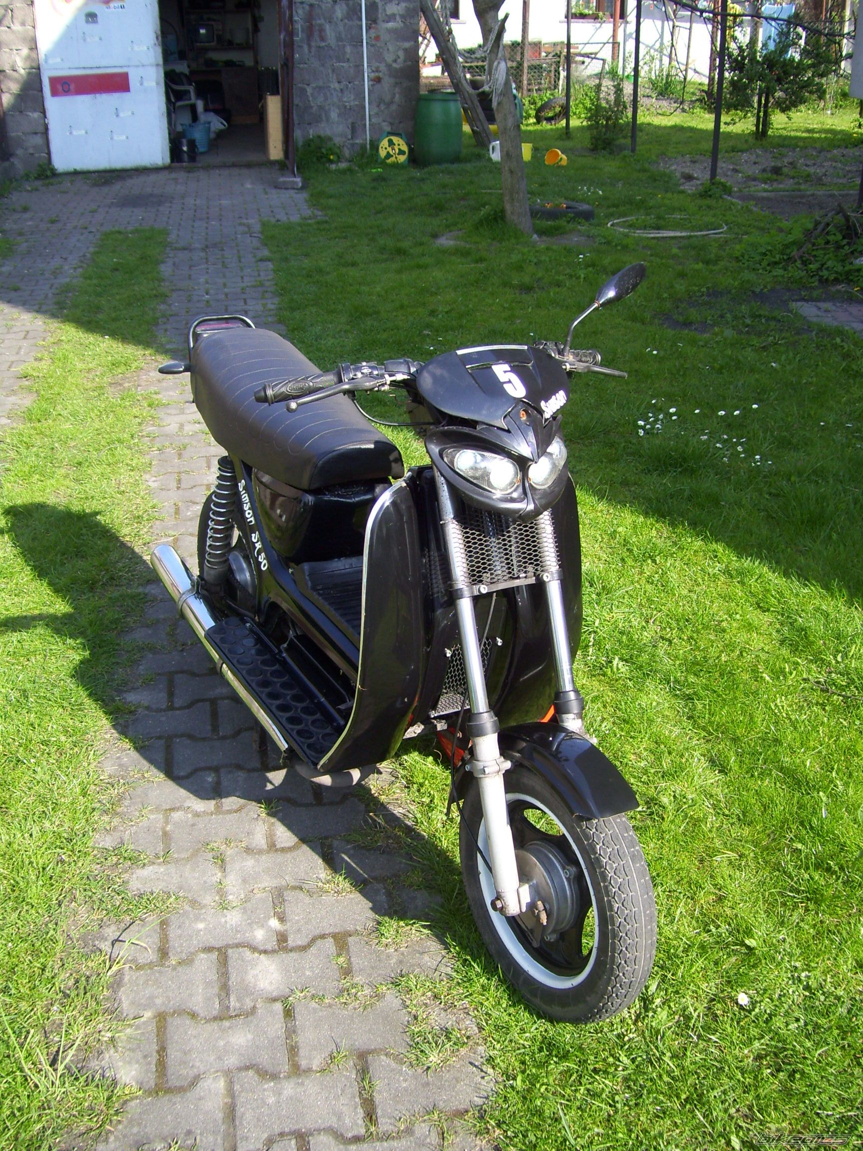 Photo 1269869