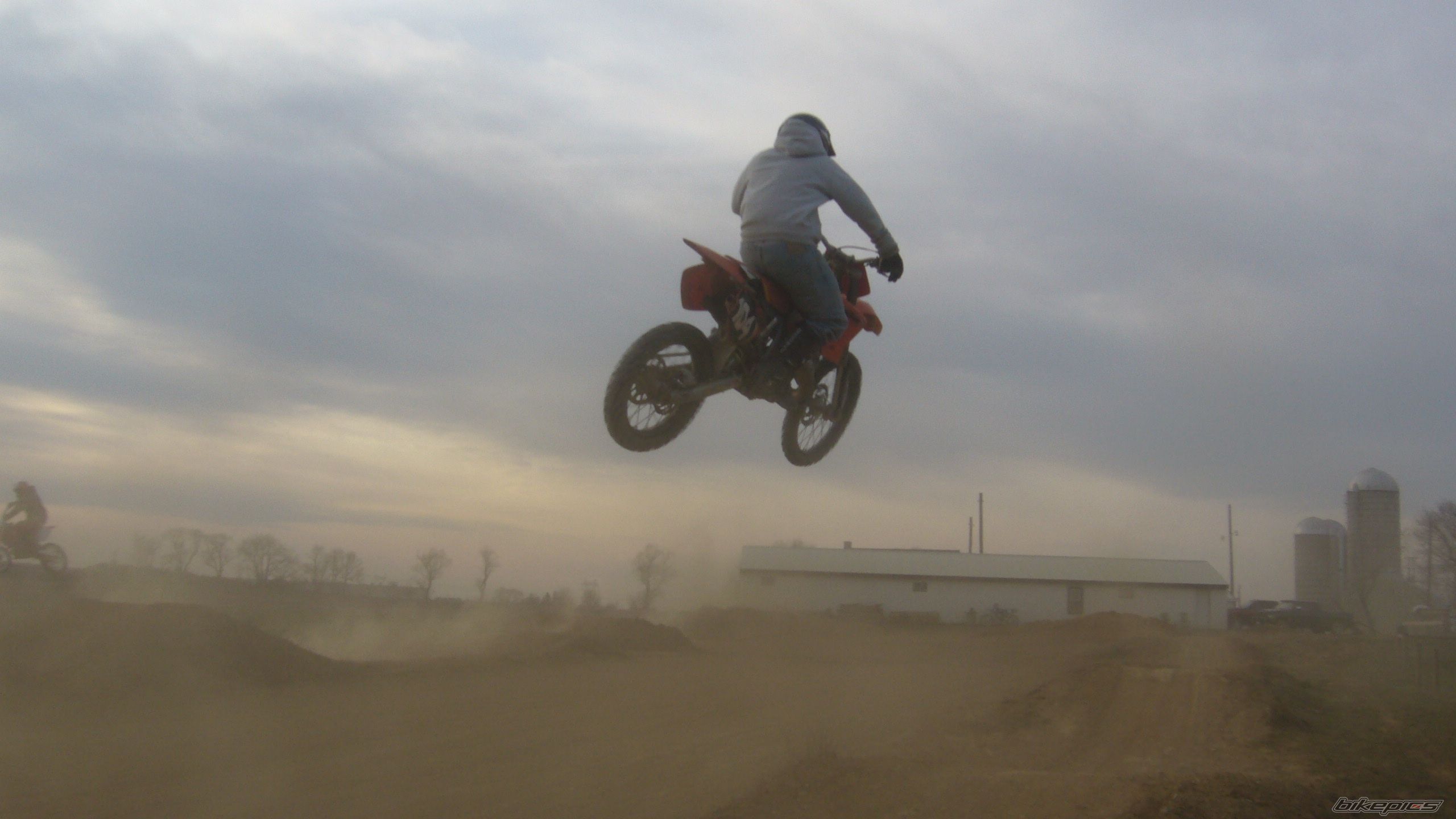 Bike Photo 1270021
