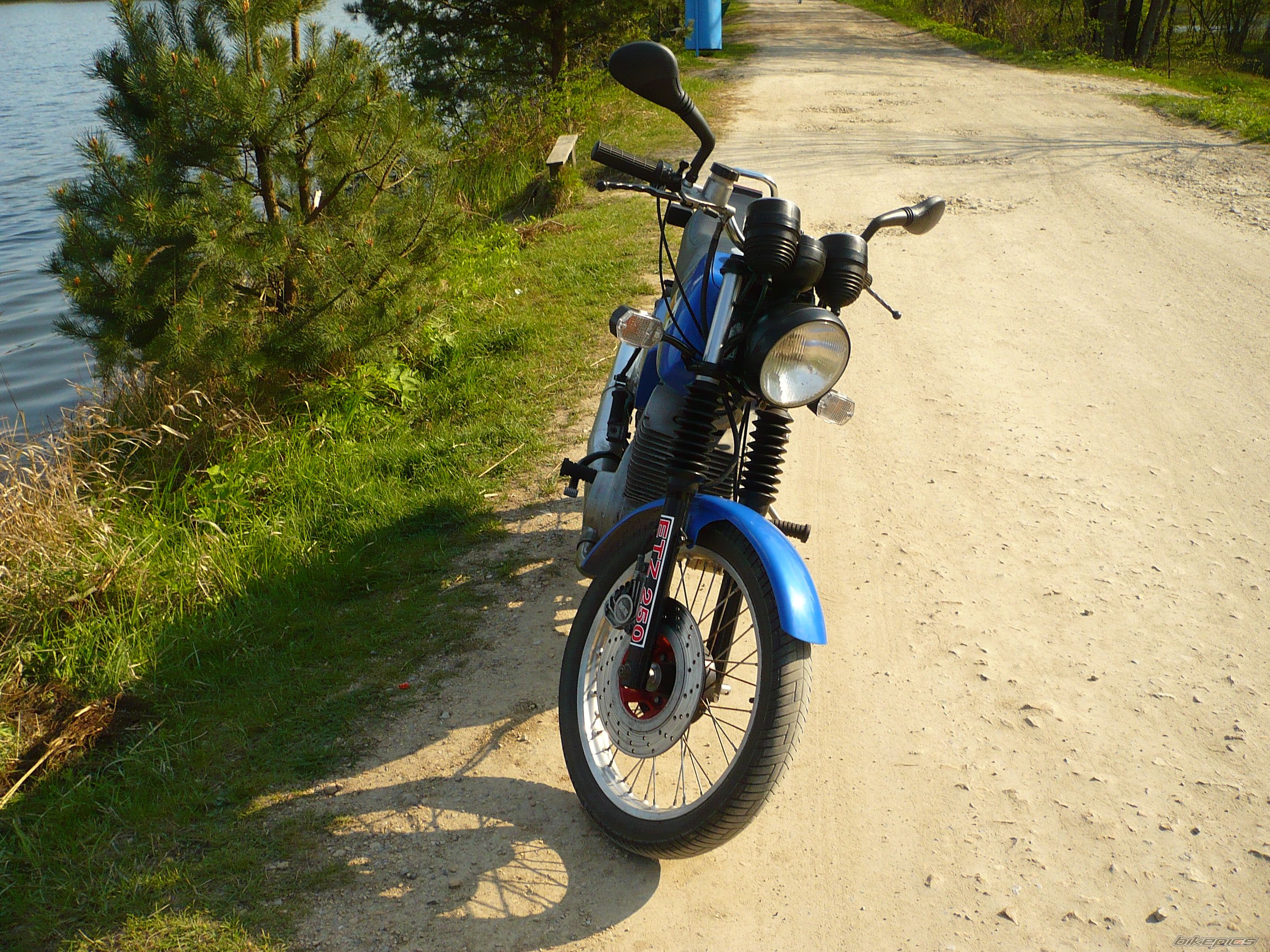 Bike Photo 1271092