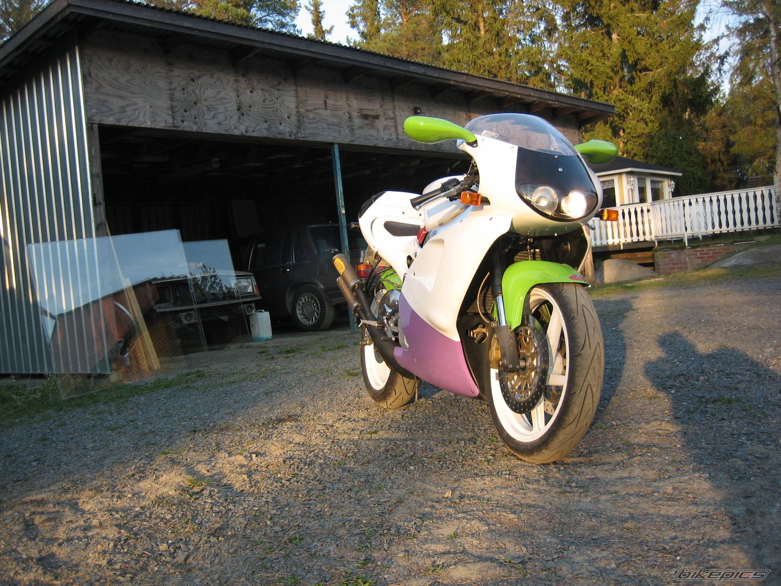 Photo 1271195