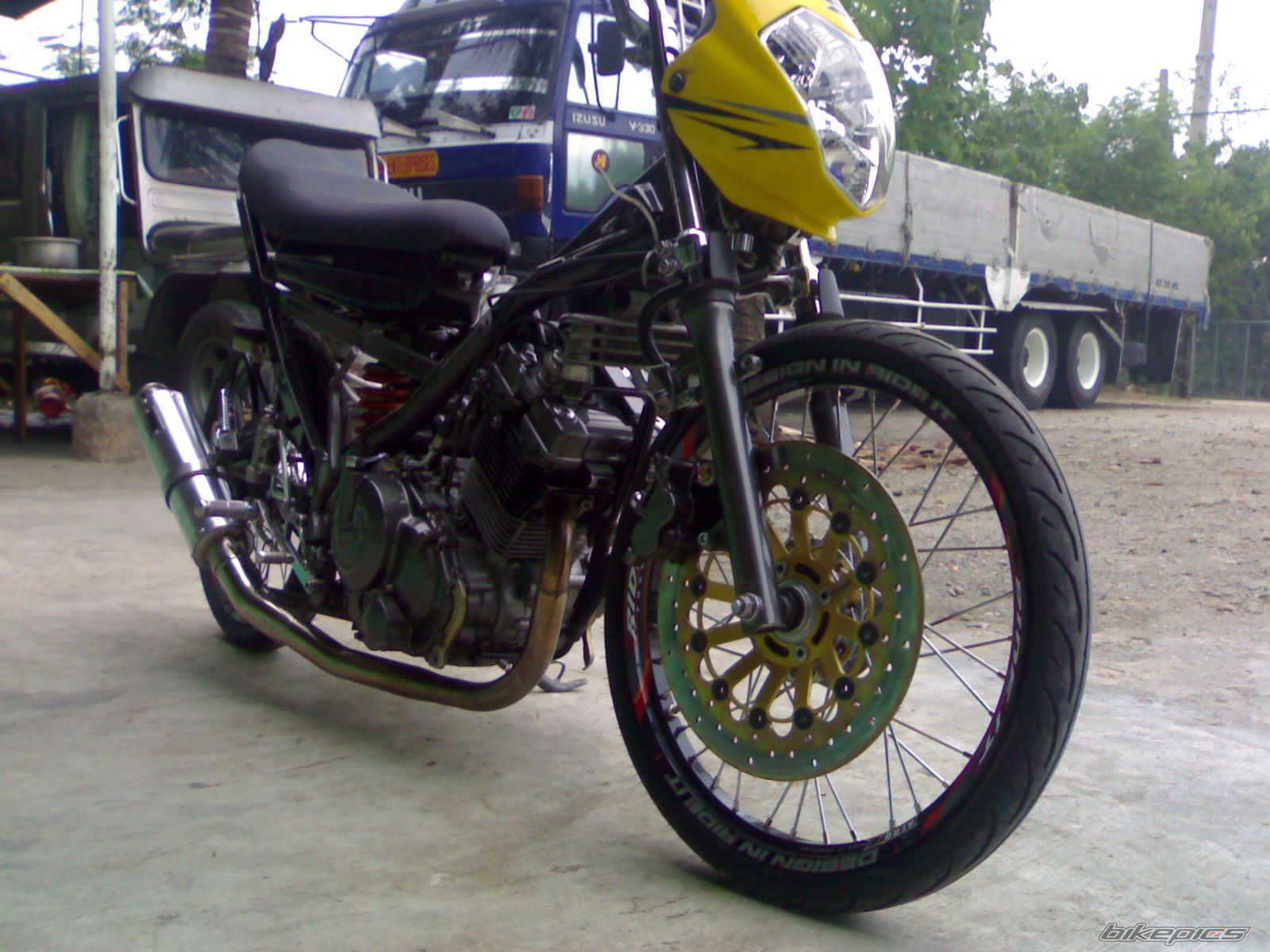 Photo 1271680