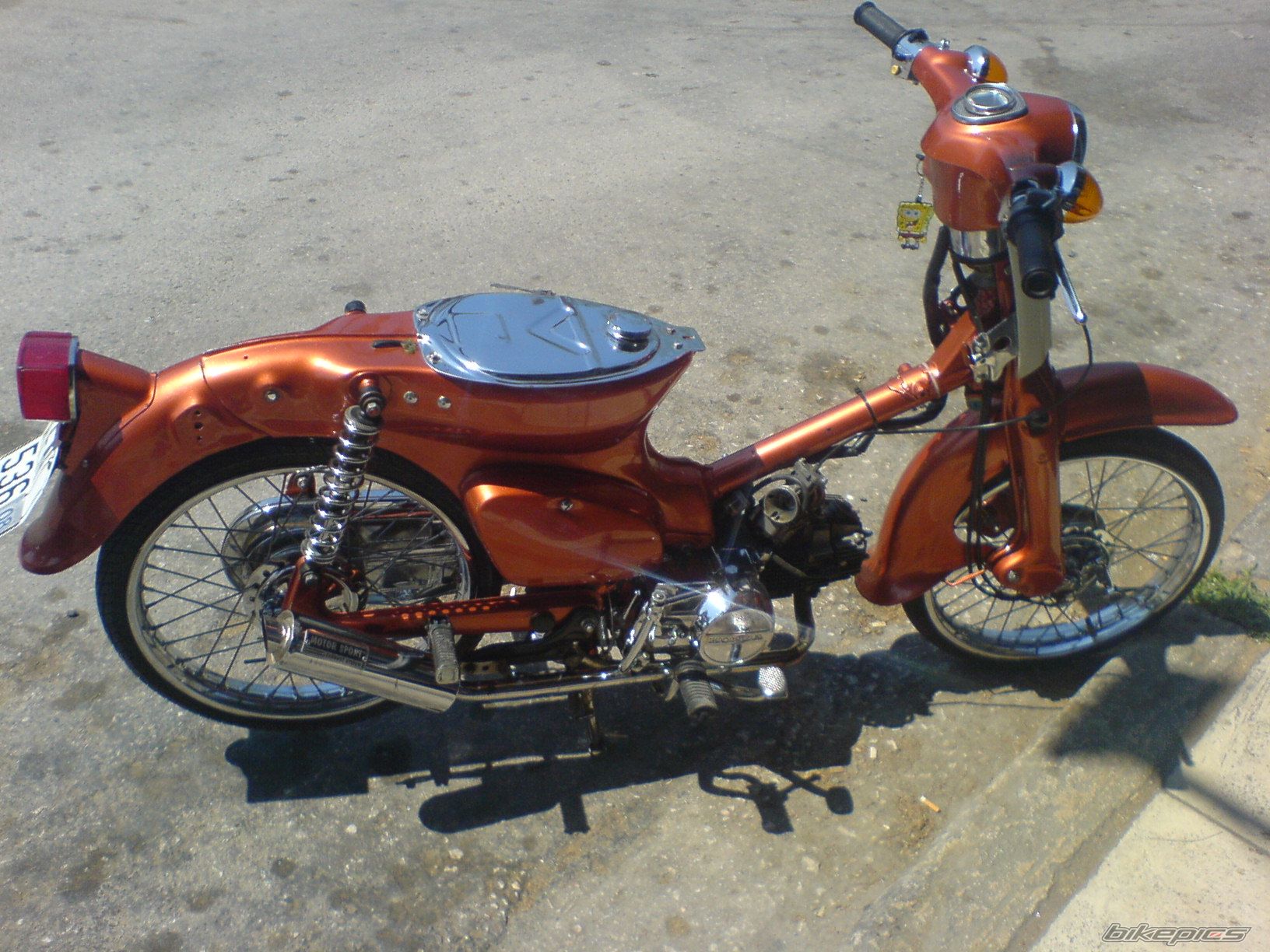 Photo 1271744