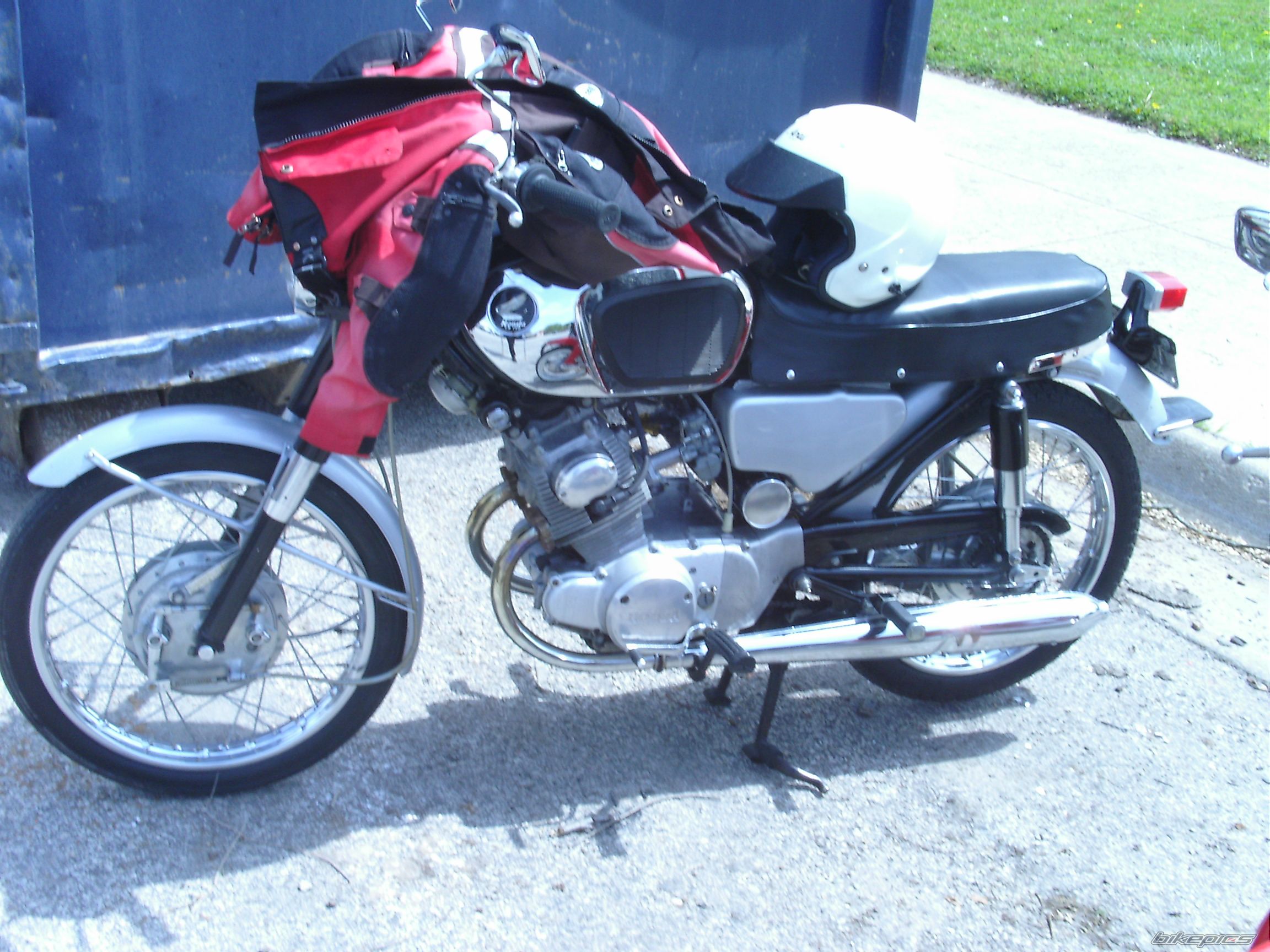 Photo 1271986