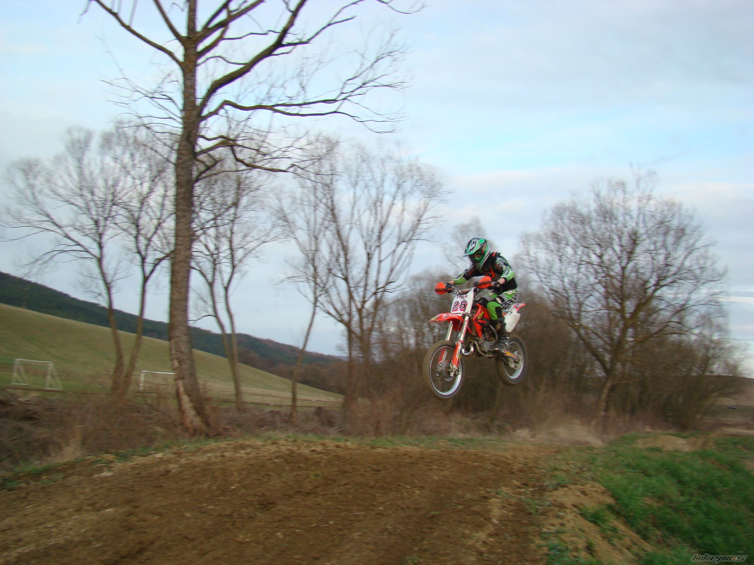 Photo 1272111