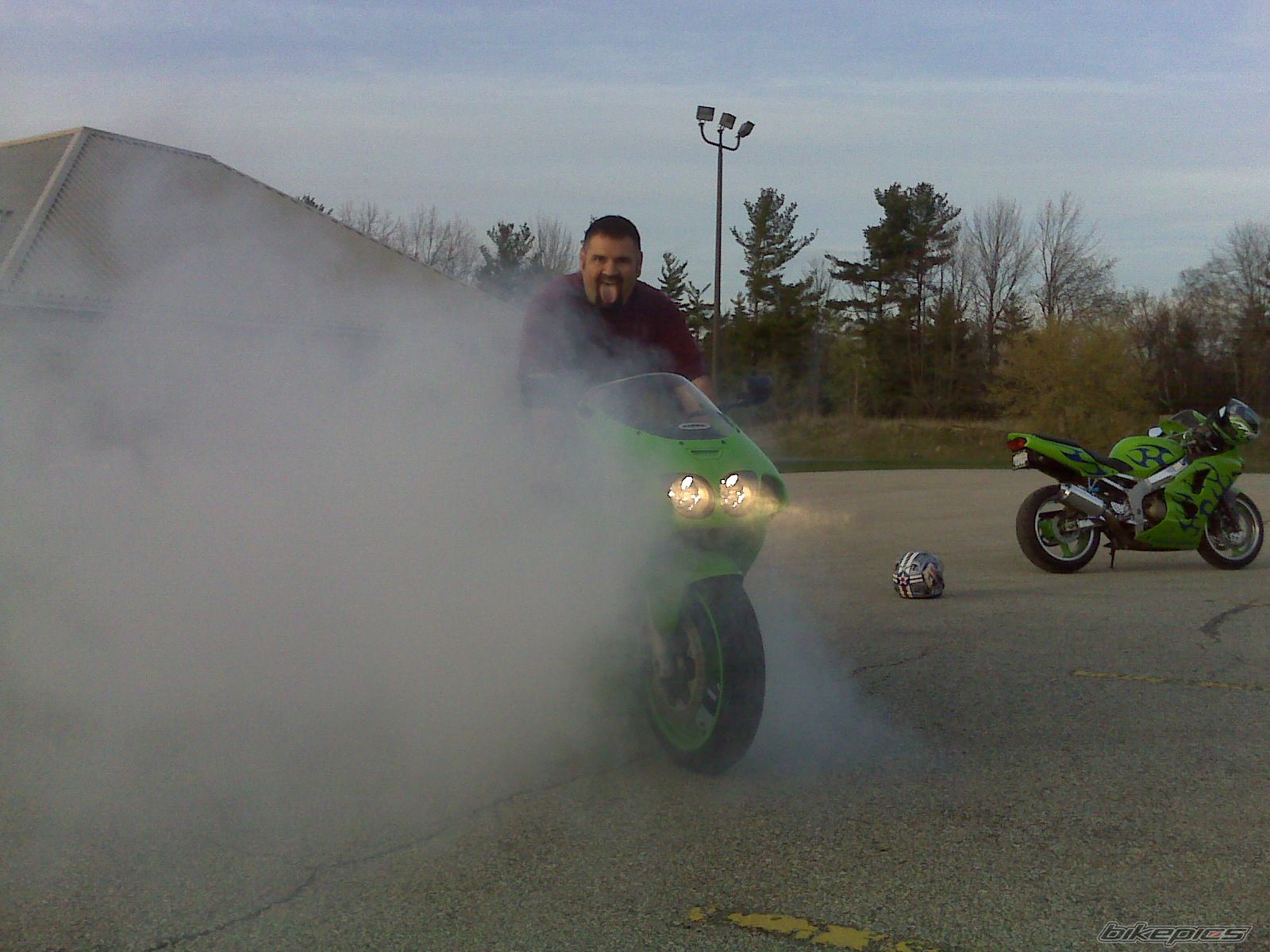 Photo 1272213